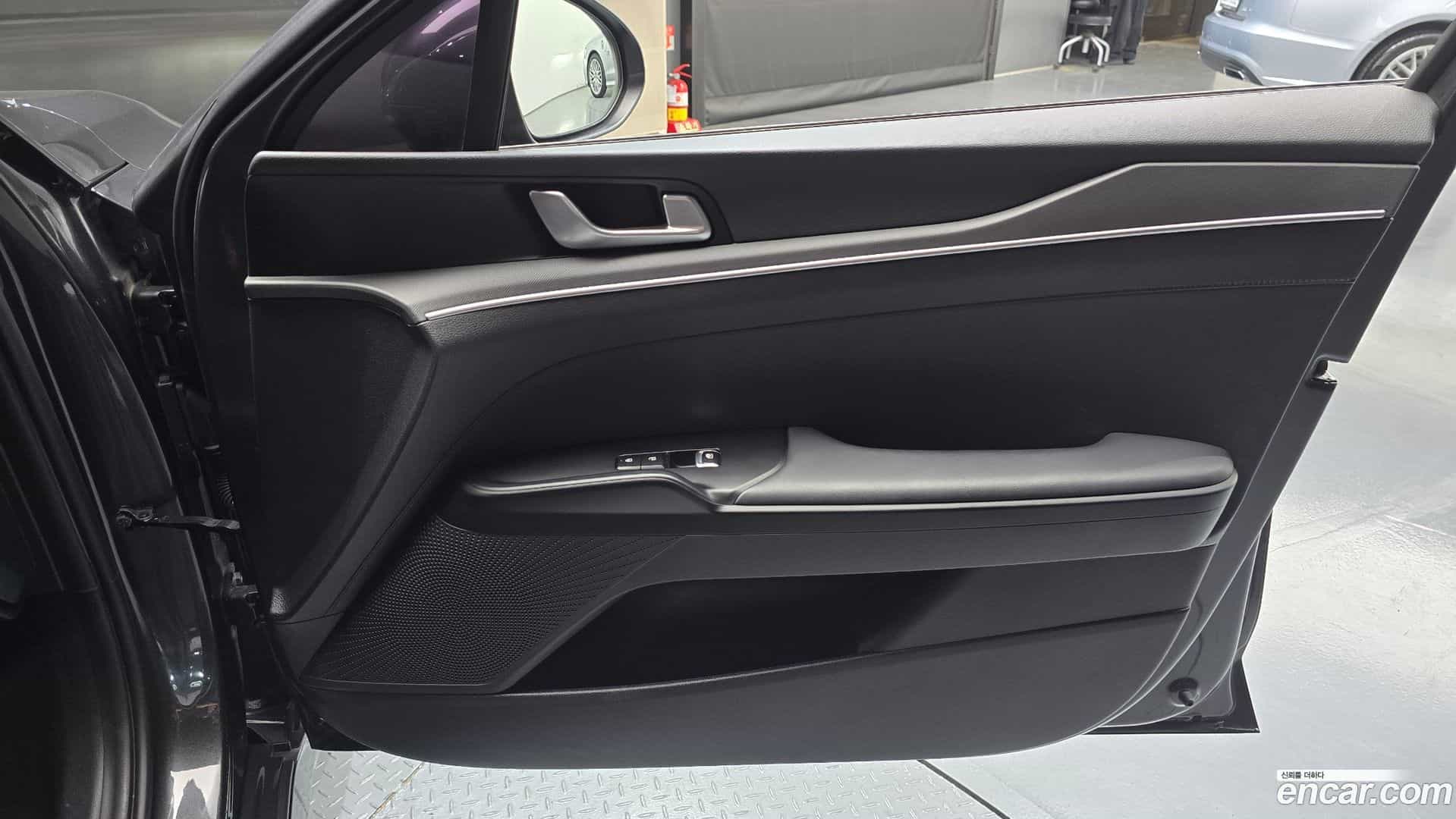 K5 Kia 2021.0-INNER-035