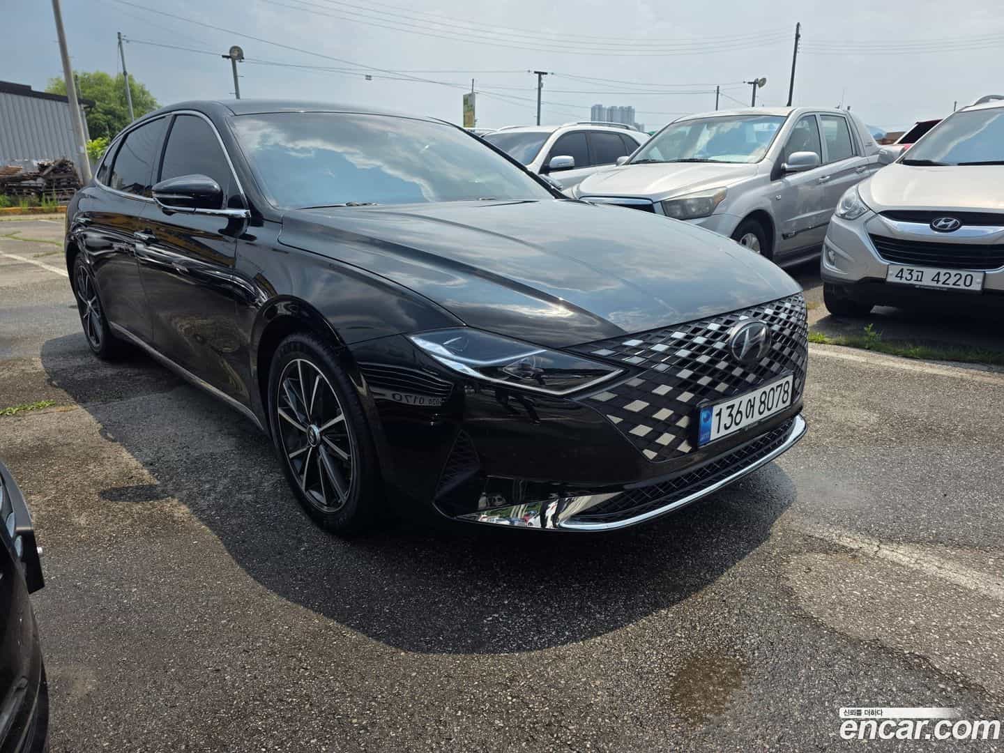 Grandeur Hyundai 2021.1-OUTER-002