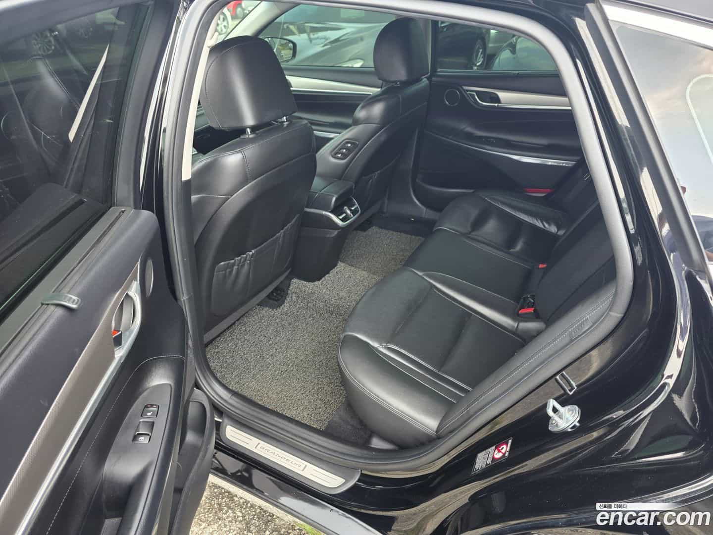 Grandeur Hyundai 2021.1-INNER-008