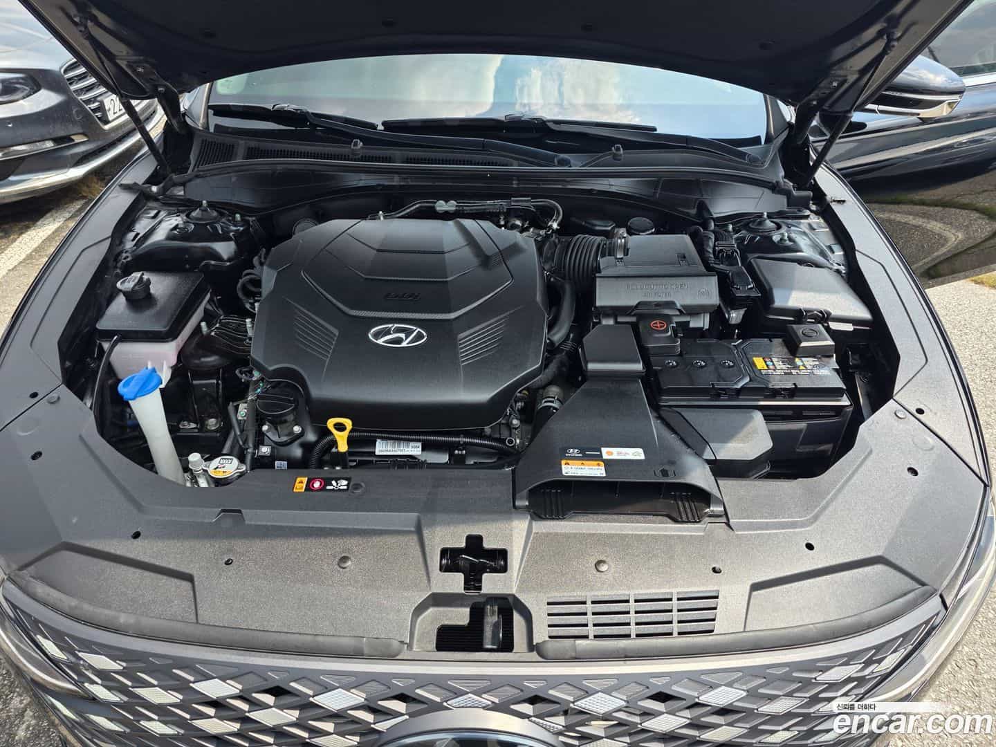 Grandeur Hyundai 2021.1-OPTION-024