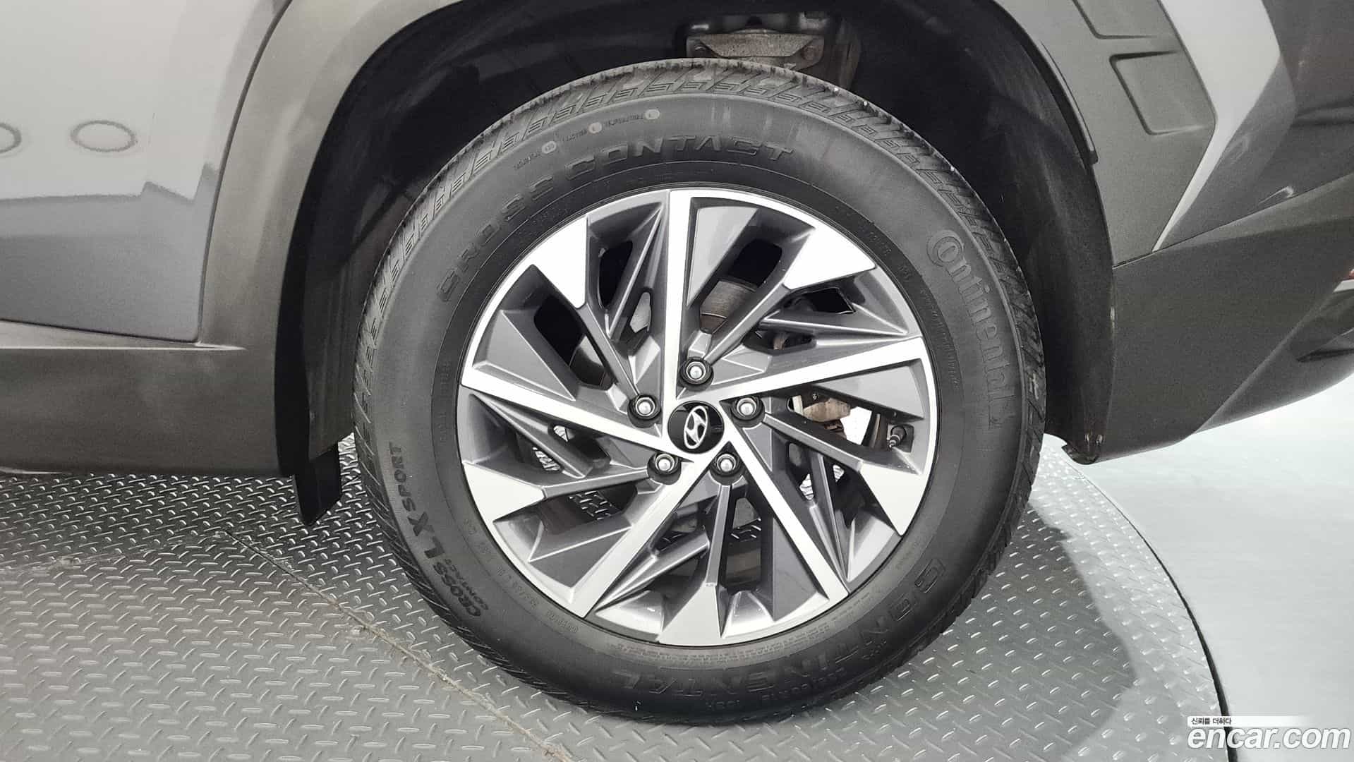 Tucson Hyundai 2022.1-OUTER-031