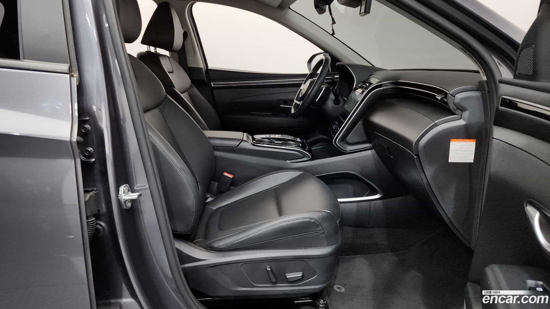Tucson Hyundai 2022.1-INNER-036