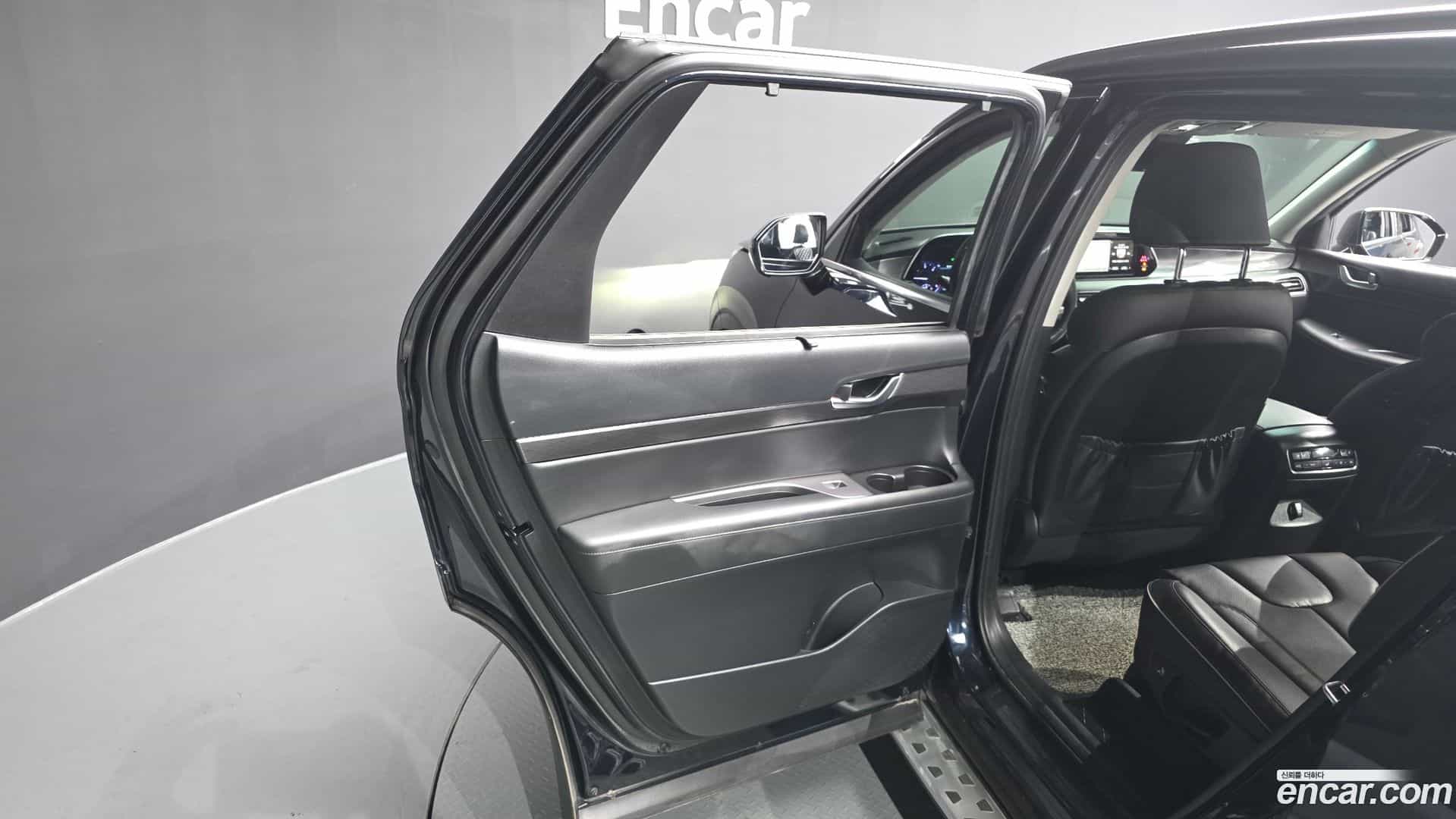 Palisade Hyundai 2022.3-INNER-035