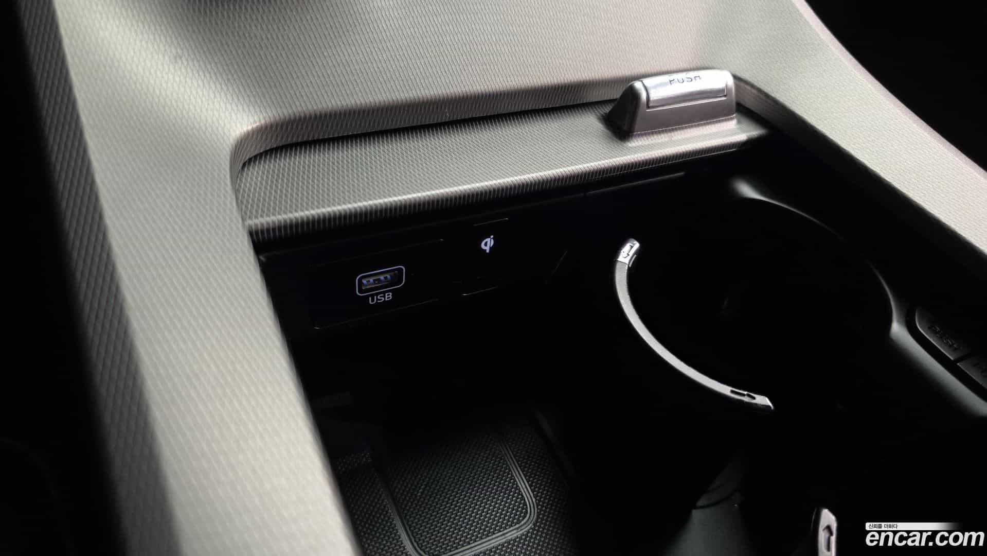 Palisade Hyundai 2022.3-INNER-036