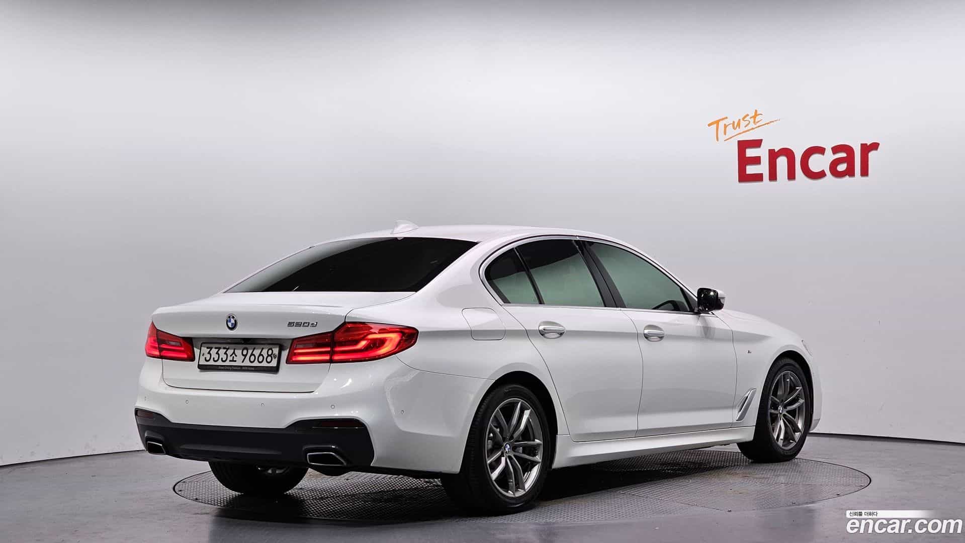 5-Series BMW 2018.4-OUTER-002