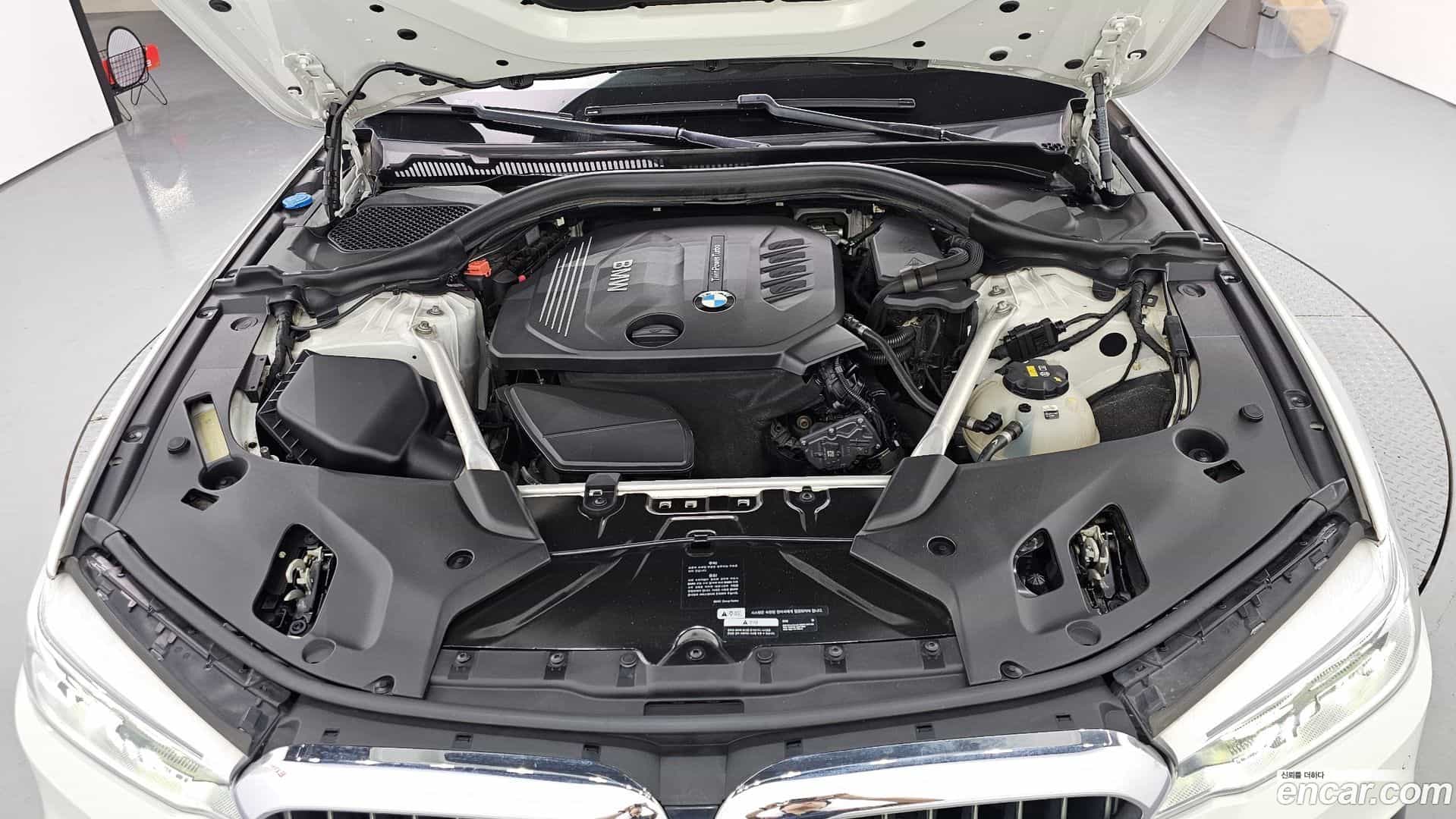 5-Series BMW 2018.4-OUTER-006