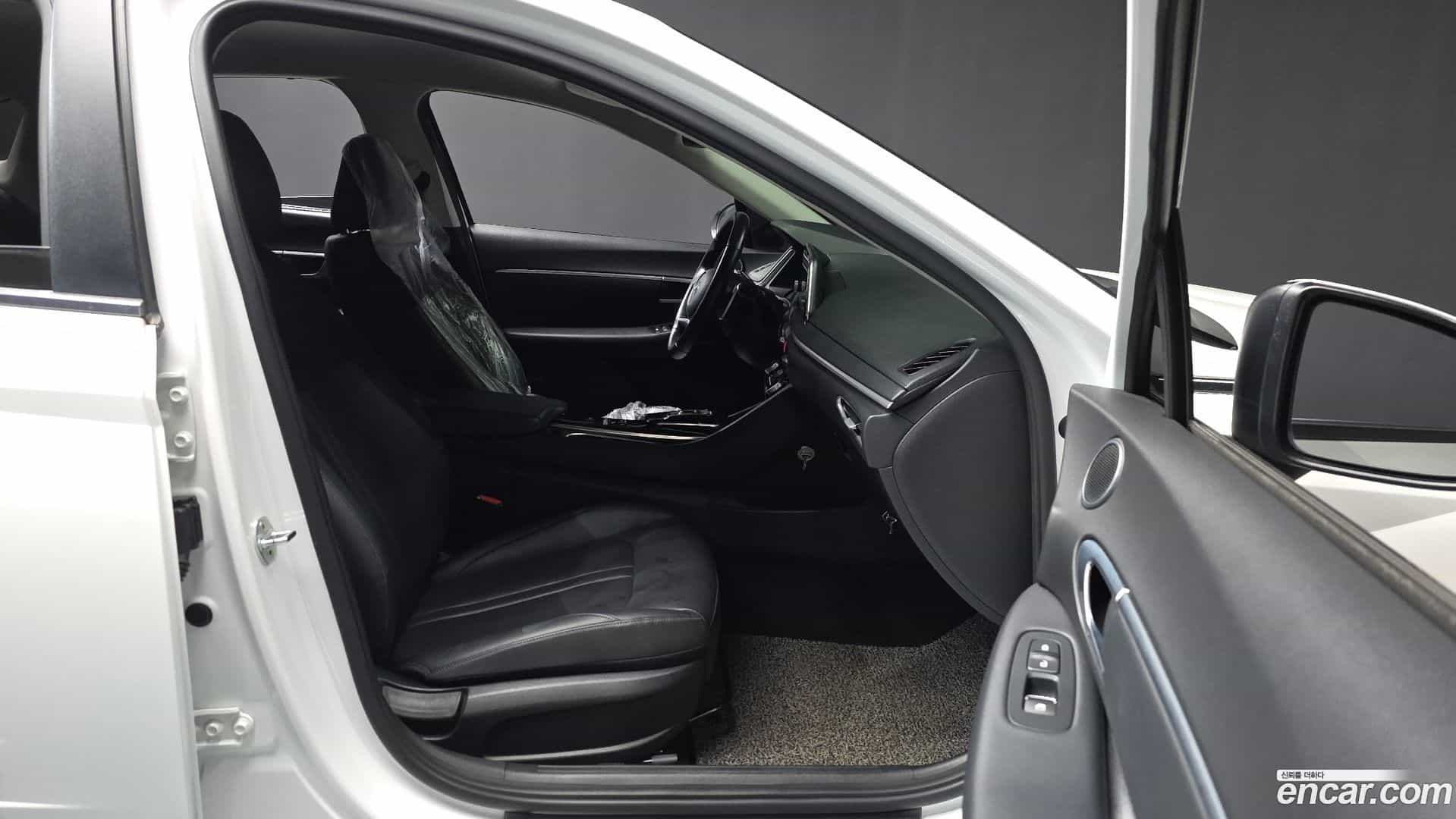 Sonata Hyundai 2019.10-OPTION-015