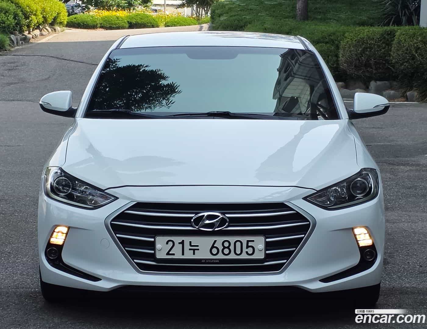AVANTE Hyundai 2018.2-OUTER-003