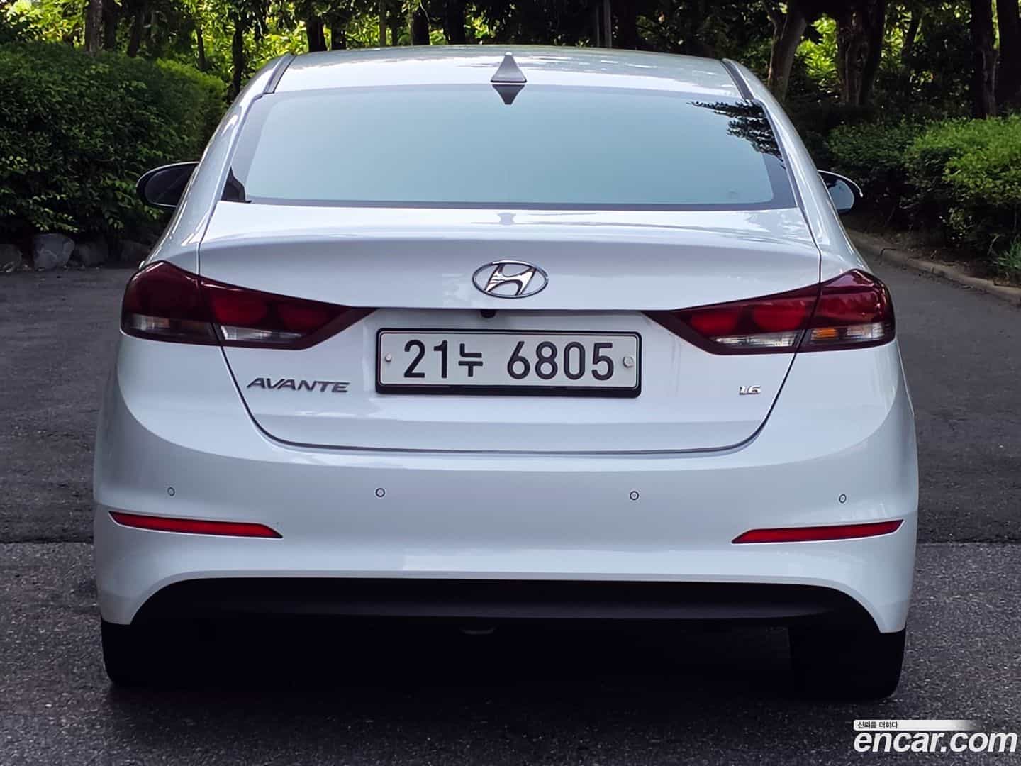 AVANTE Hyundai 2018.2-OUTER-004
