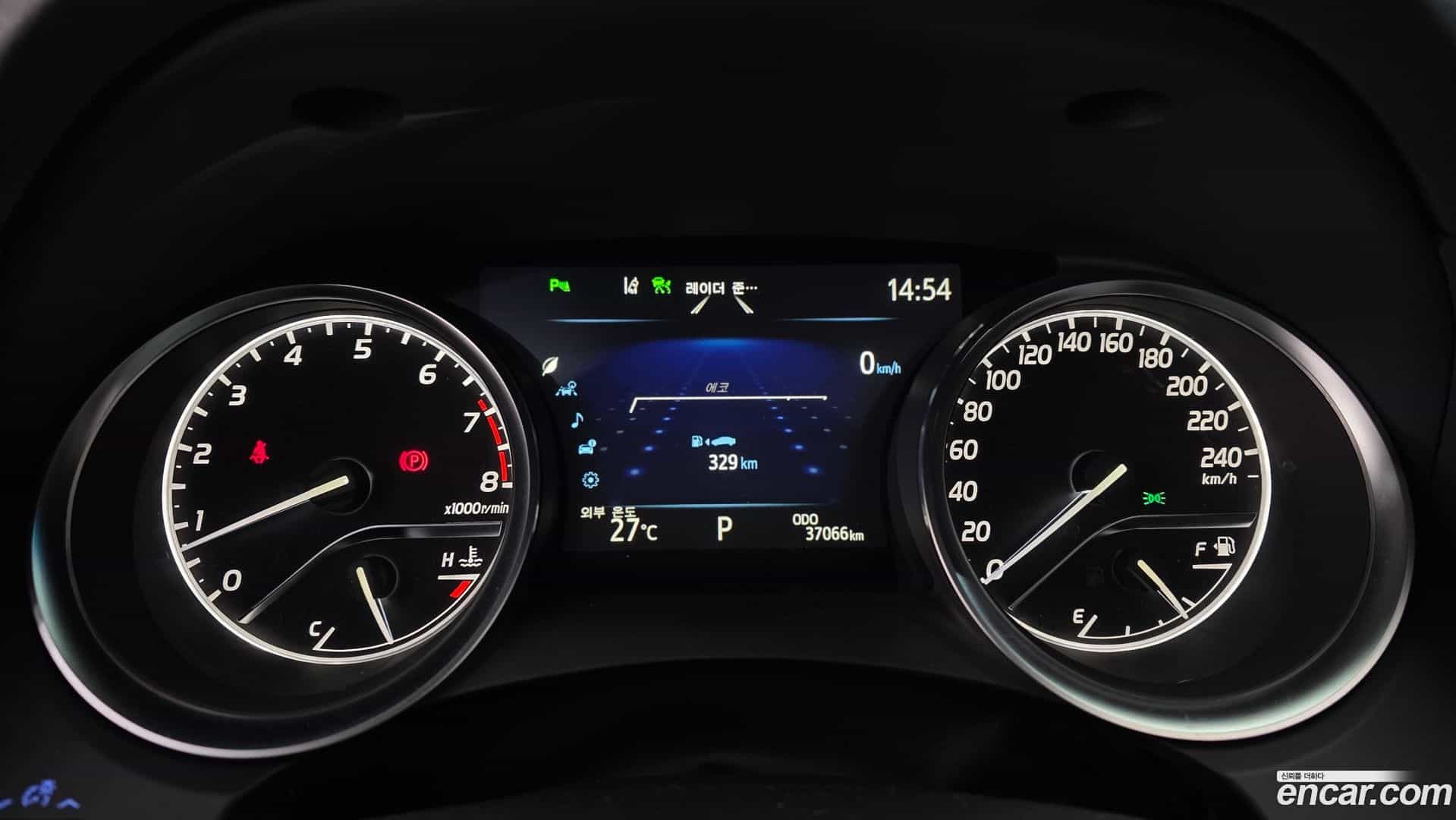 Camry Toyota 2018.8-INNER-008