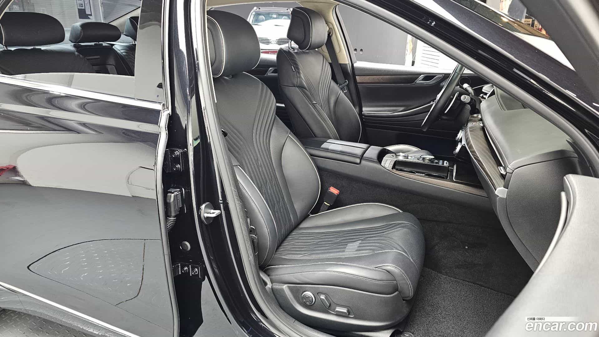 G80 Genesis 2023.5-OPTION-016