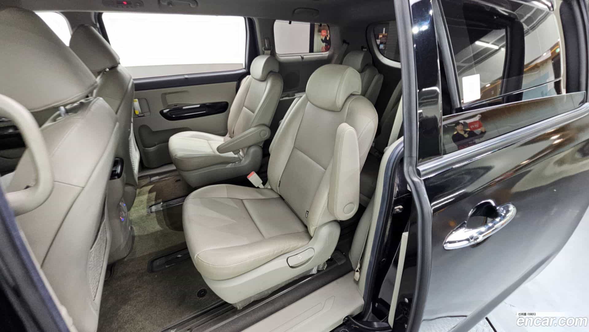 Canival Kia 2020.1-OPTION-022