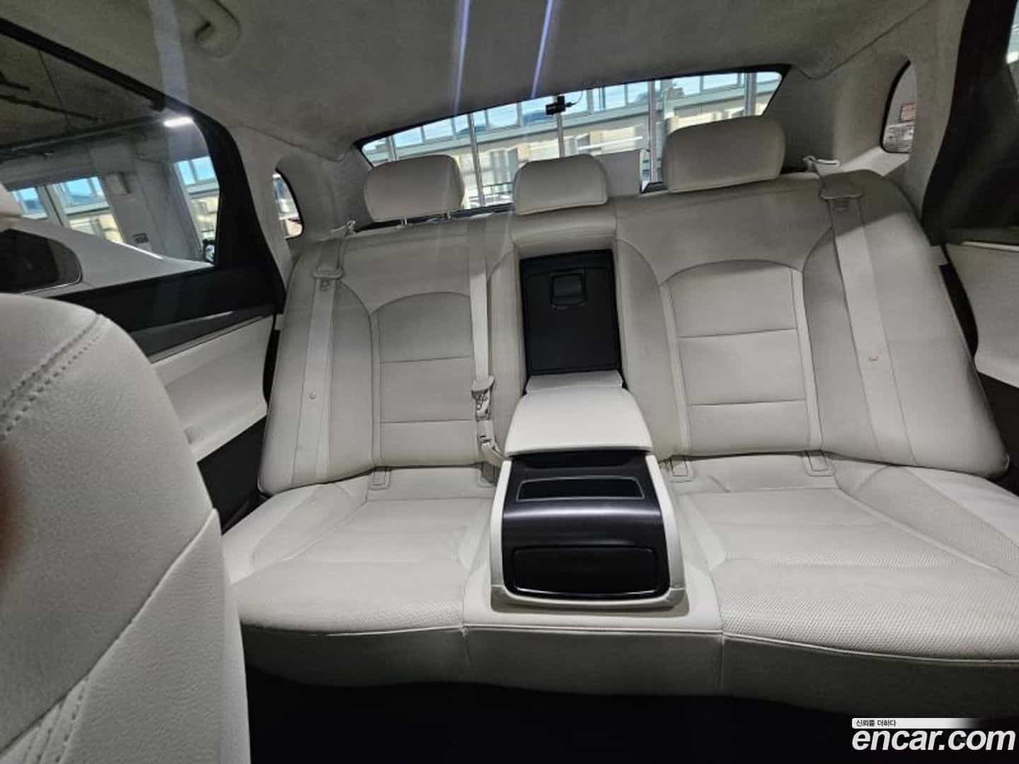 Grandeur Hyundai 2022.9-OUTER-006