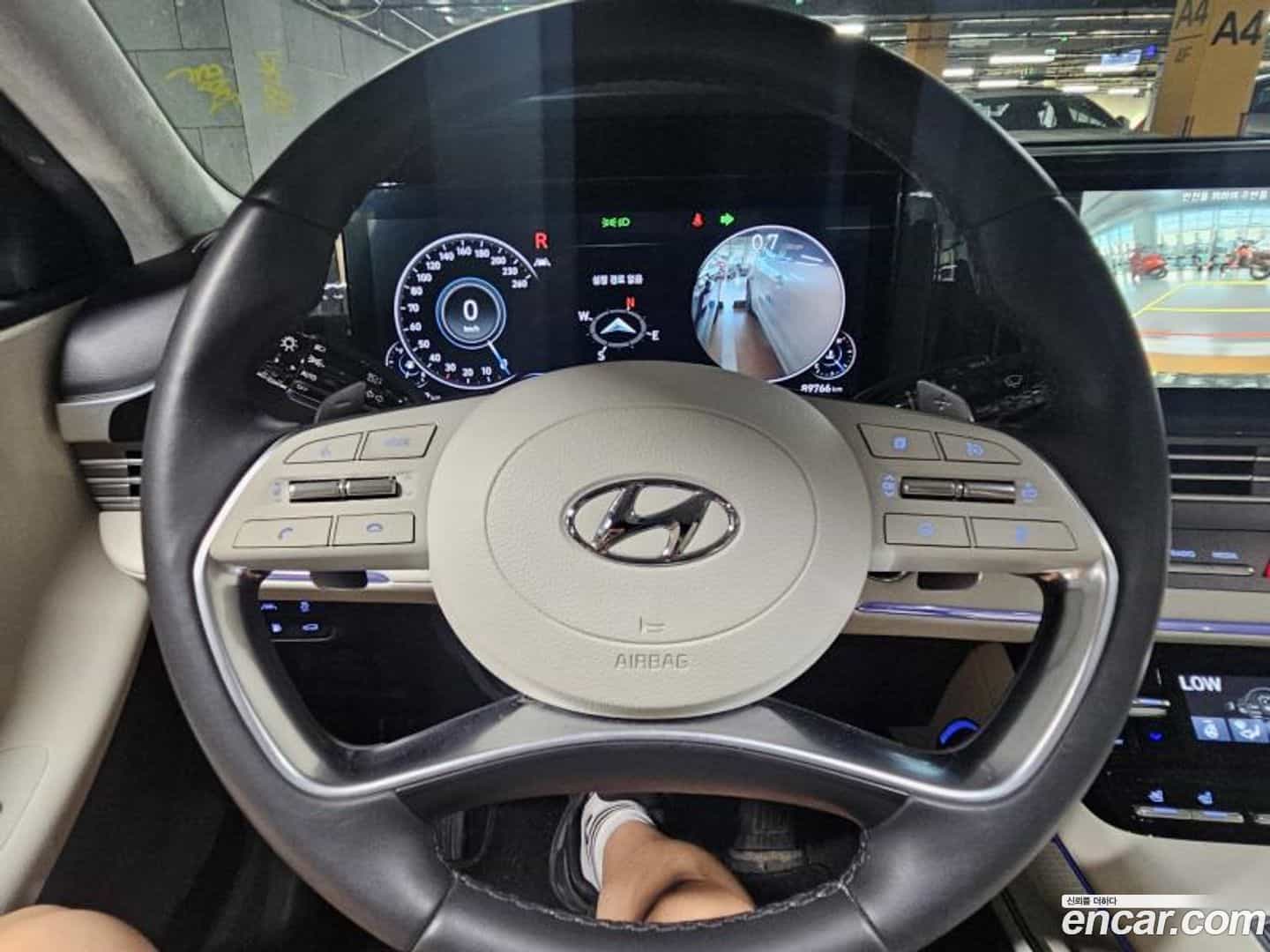 Grandeur Hyundai 2022.9-OPTION-015