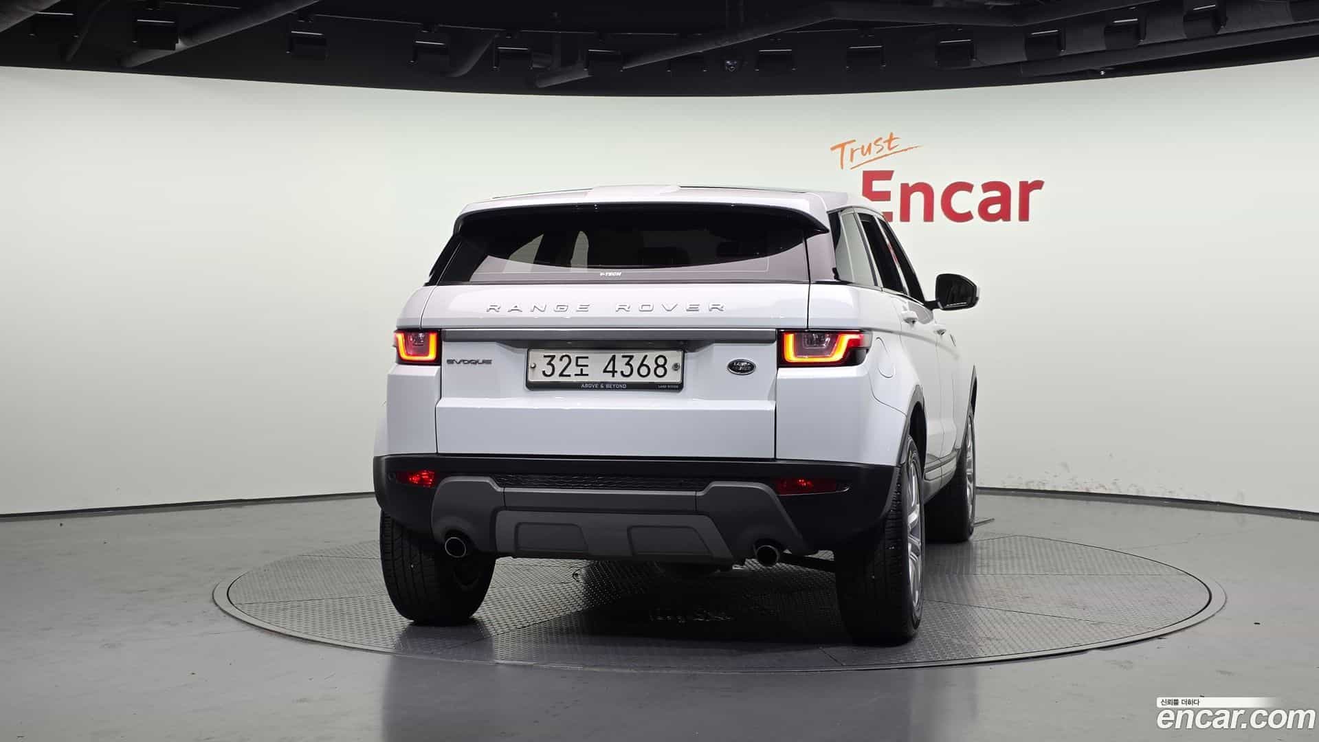 Range Rover Evoque Land Rover 2018.5-OUTER-004