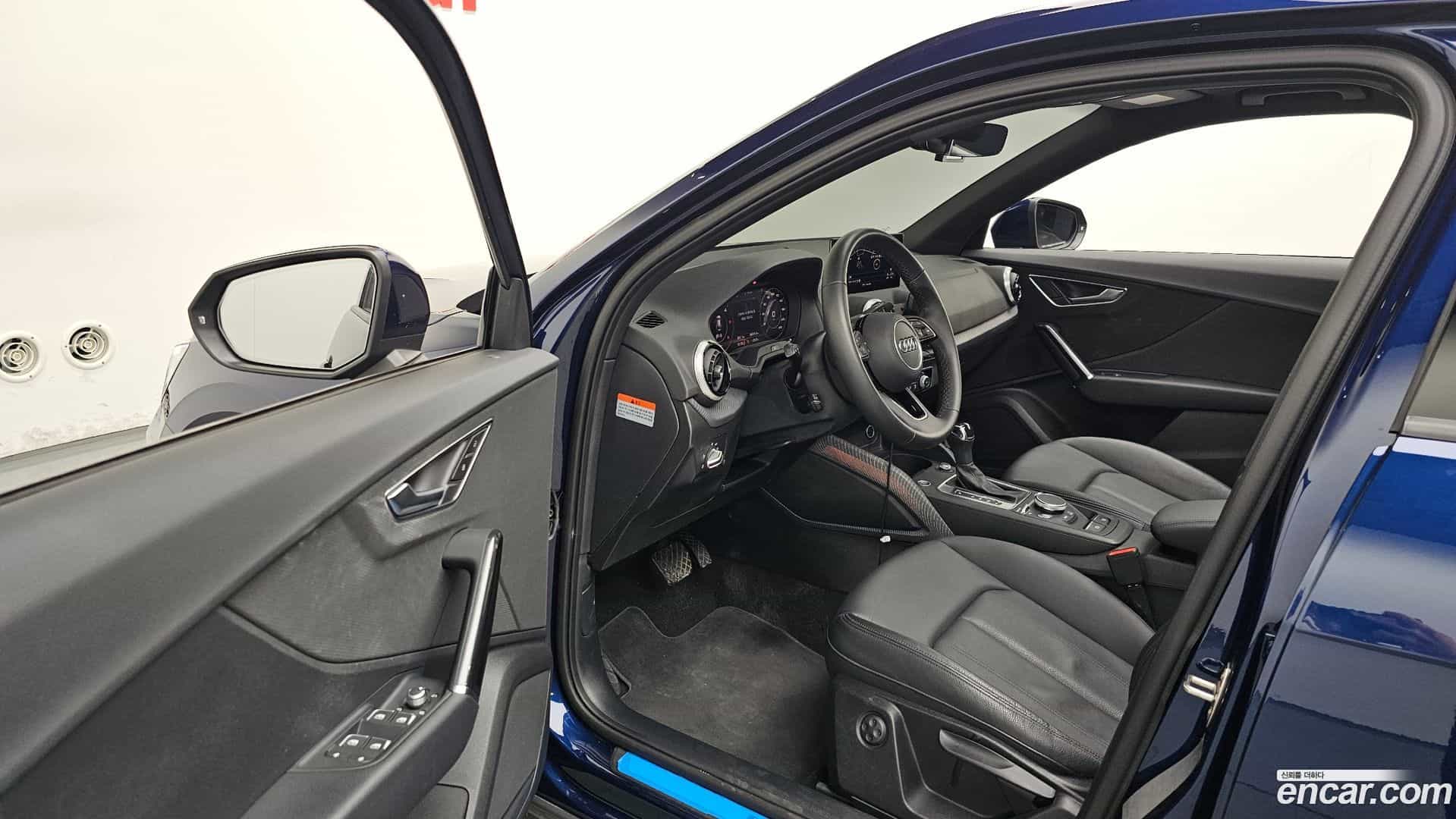 Q2 Audi 2023.11-INNER-010