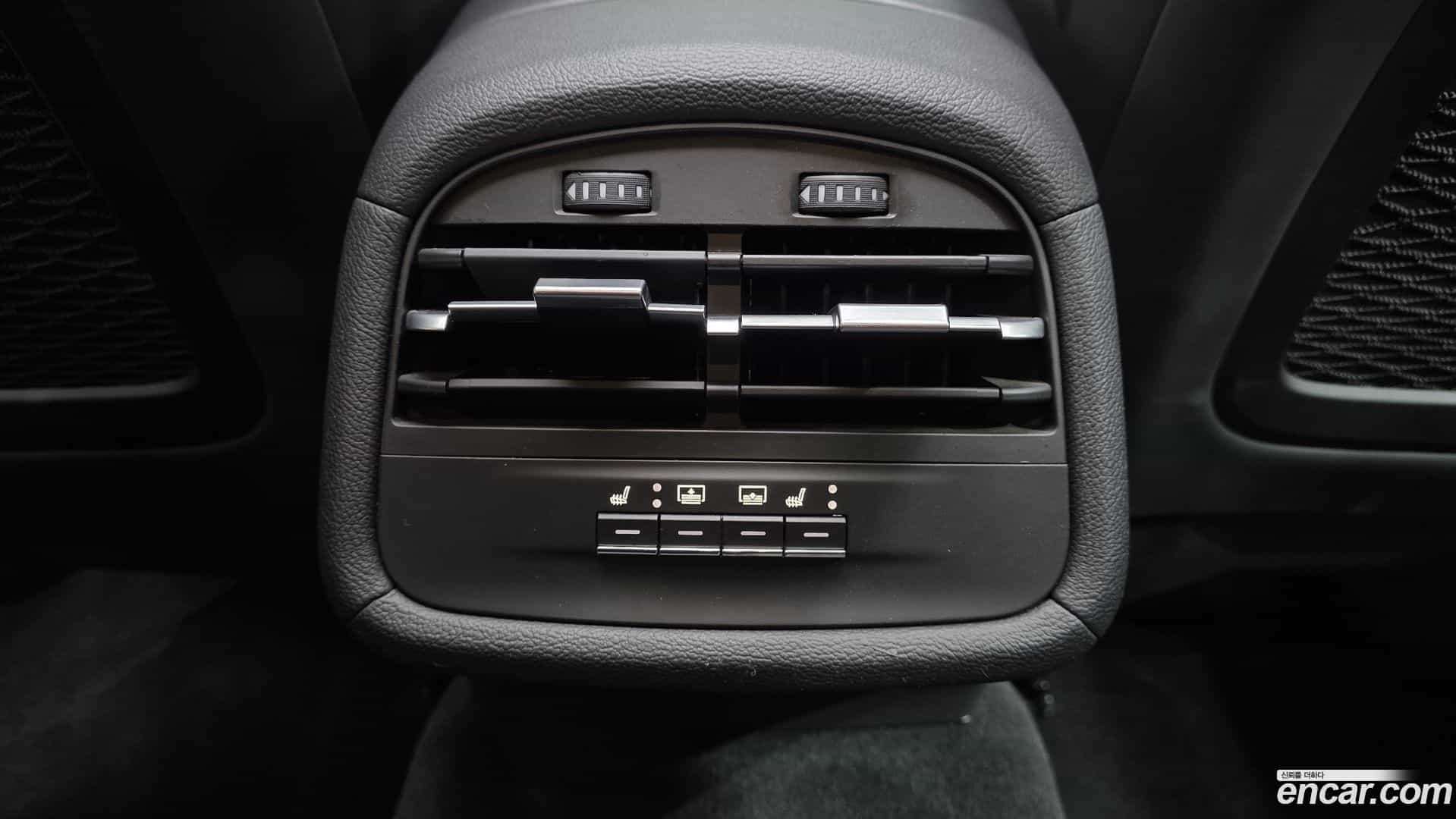 Ghibli Maserati 2020.11-OPTION-042