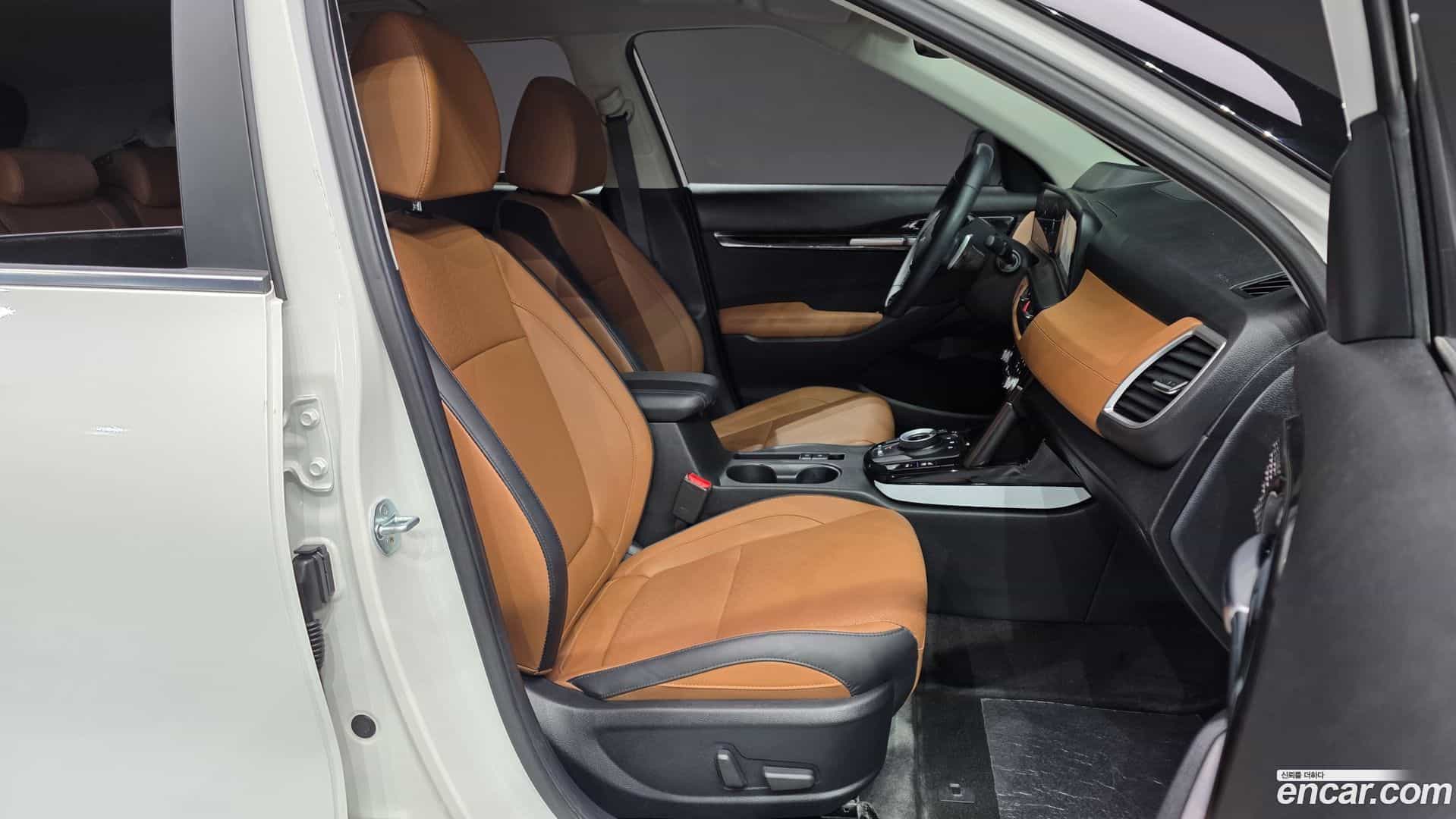 Seltos Kia 2023.2-INNER-036