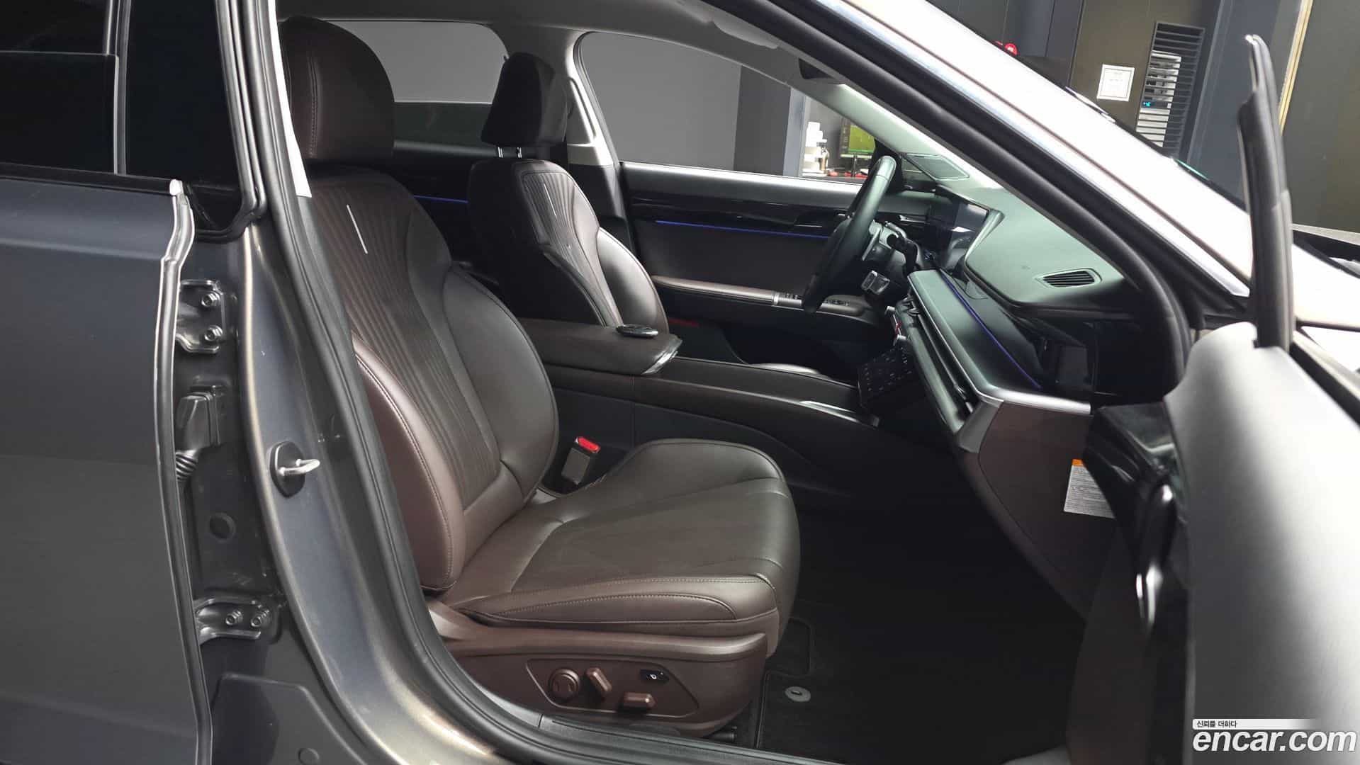 Grandeur Hyundai 2023.7-OPTION-015