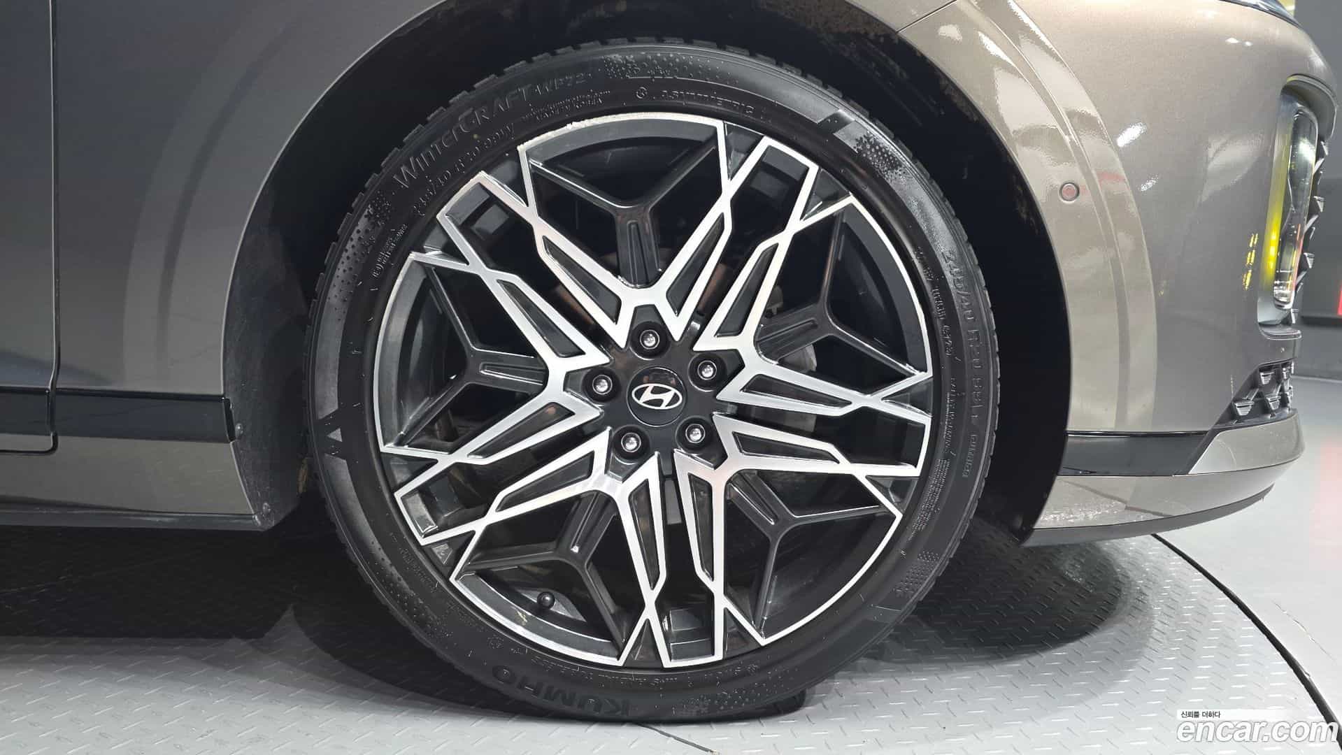 Grandeur Hyundai 2023.7-OUTER-031