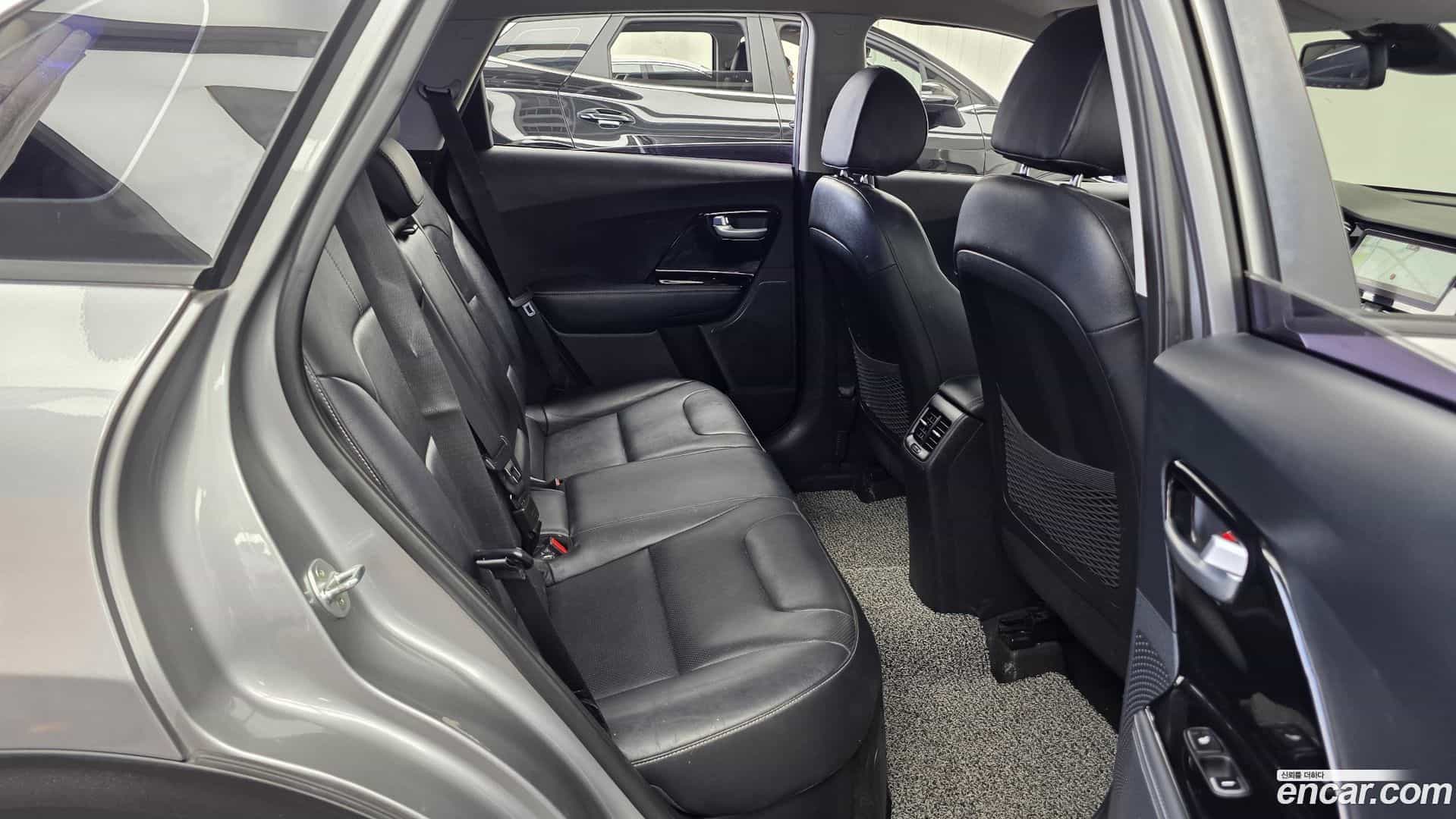 Niro Kia 2019.4-OPTION-016