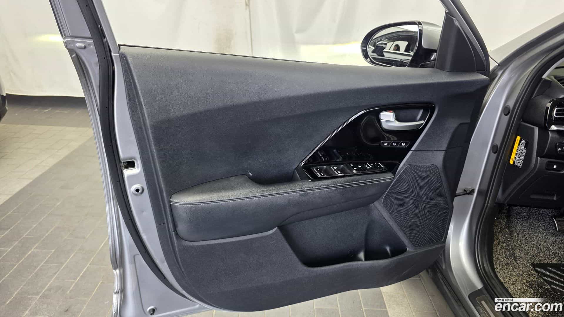 Niro Kia 2019.4-INNER-034