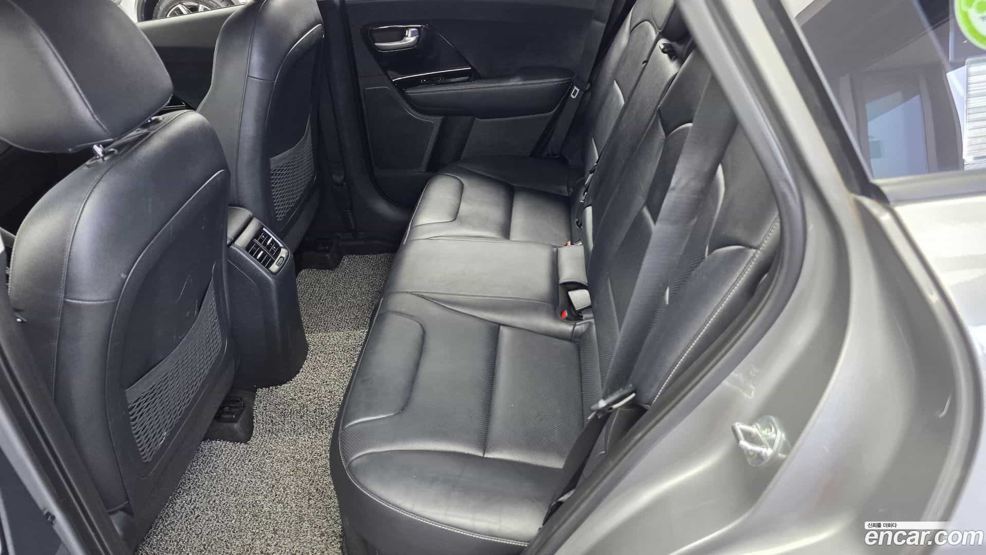 Niro Kia 2019.4-INNER-036