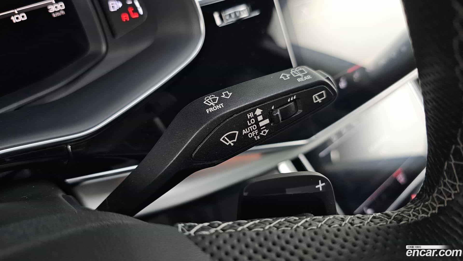 Q8 Audi 2021.7-OPTION-042