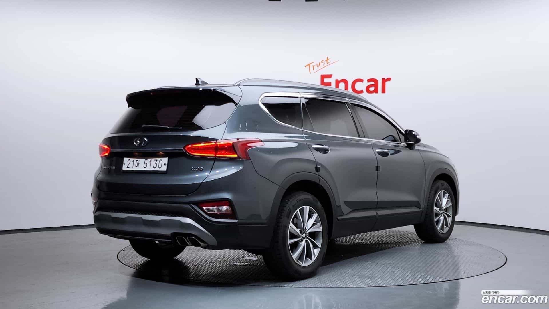 Santafe Hyundai 2019.2-OUTER-002