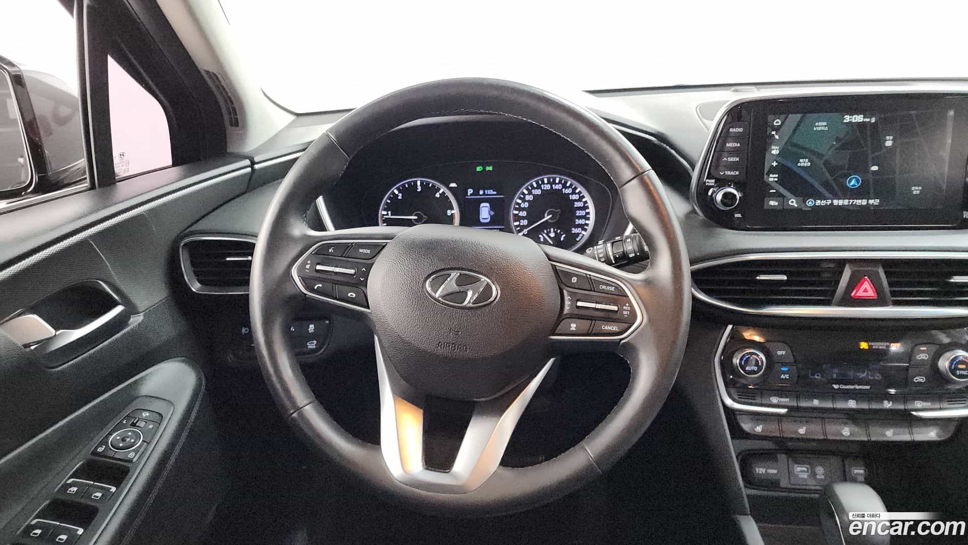 Santafe Hyundai 2019.2-OPTION-017
