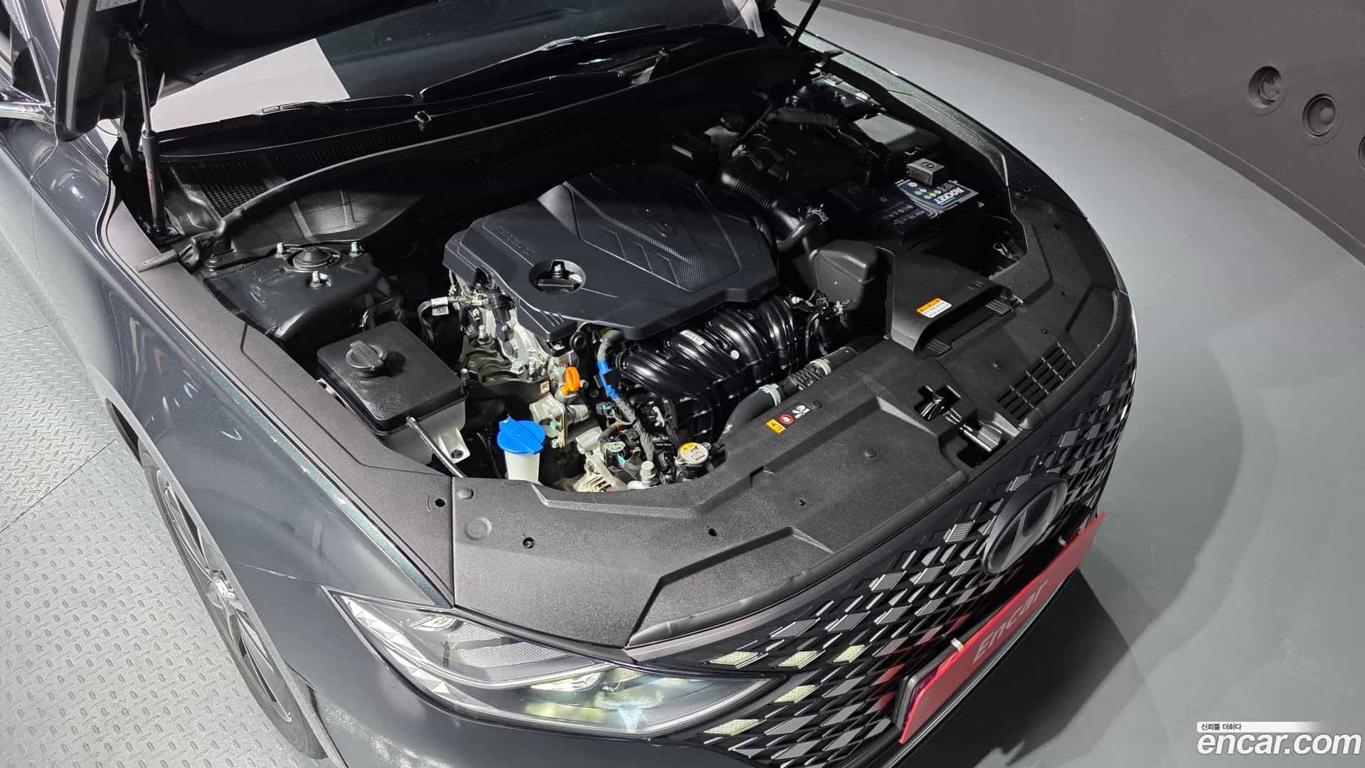 Grandeur Hyundai 2021.0-OUTER-006