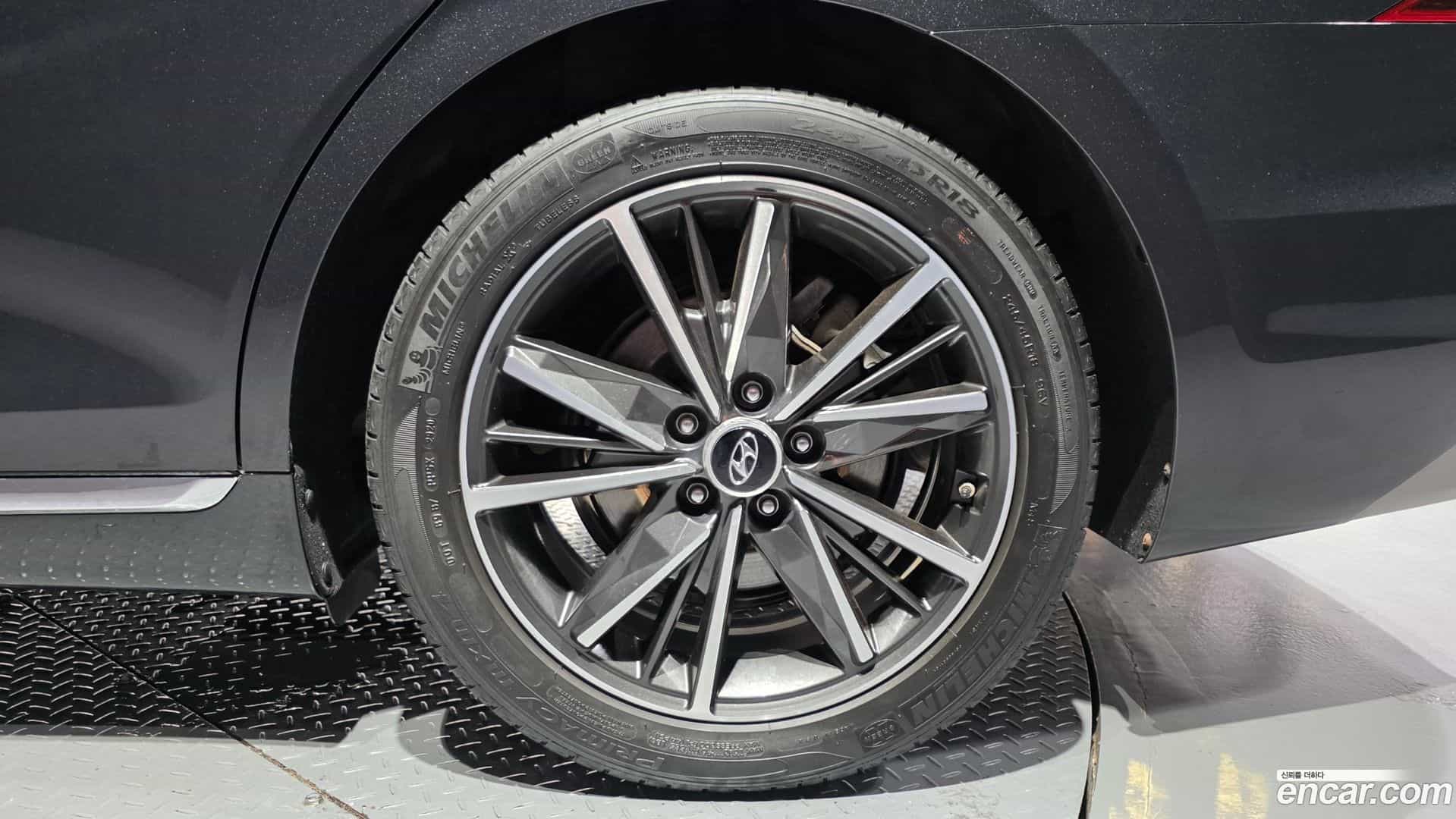 Grandeur Hyundai 2021.0-OUTER-031