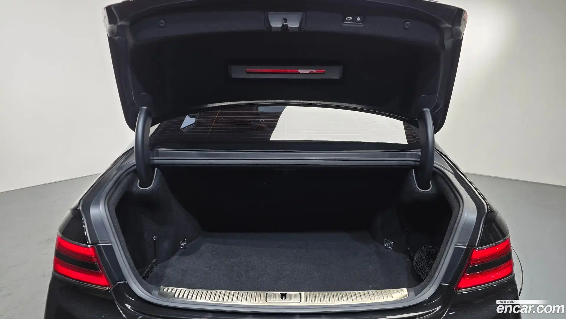 G90 Genesis 2019.2-OPTION-023