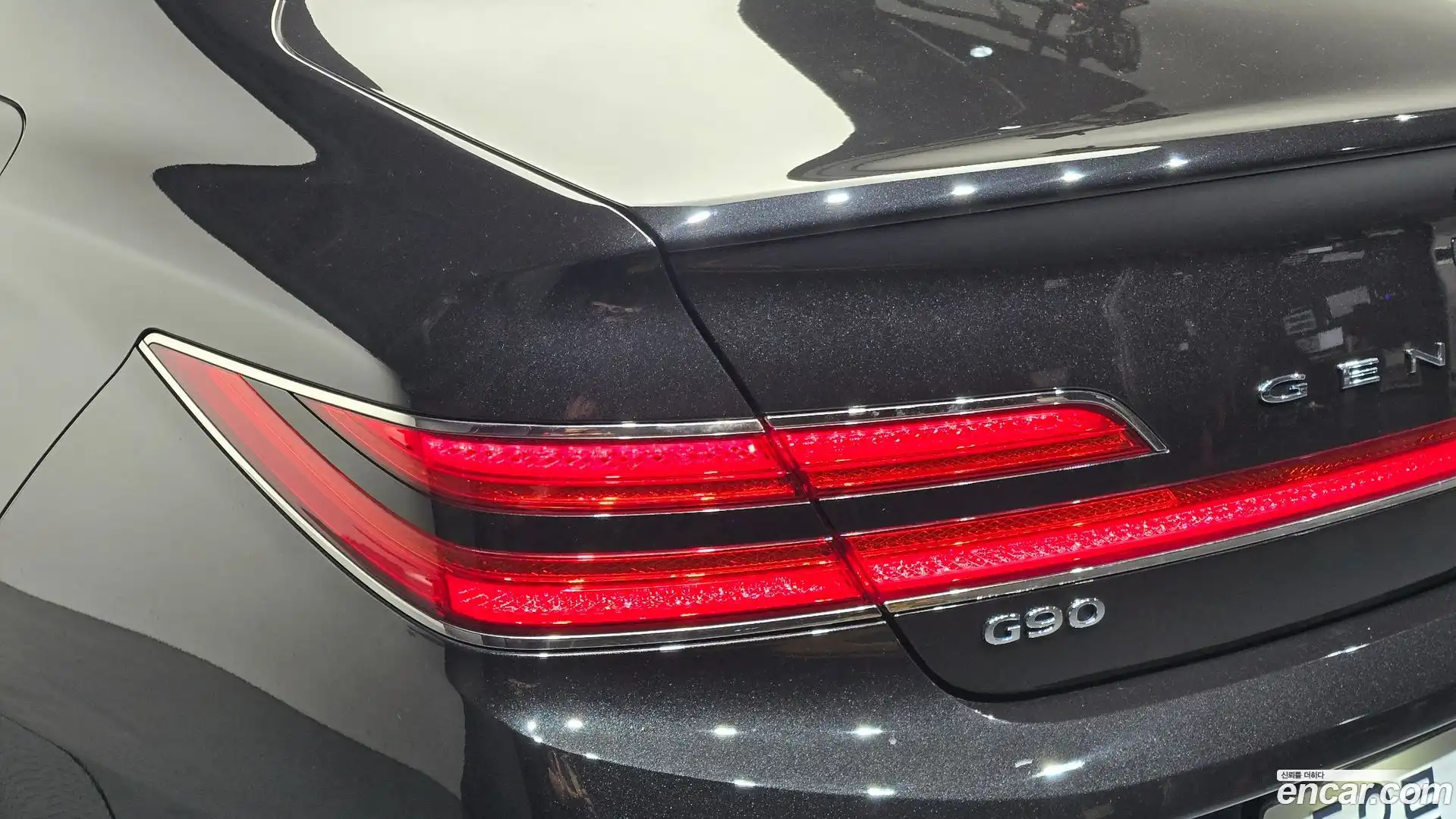 G90 Genesis 2019.2-OUTER-033