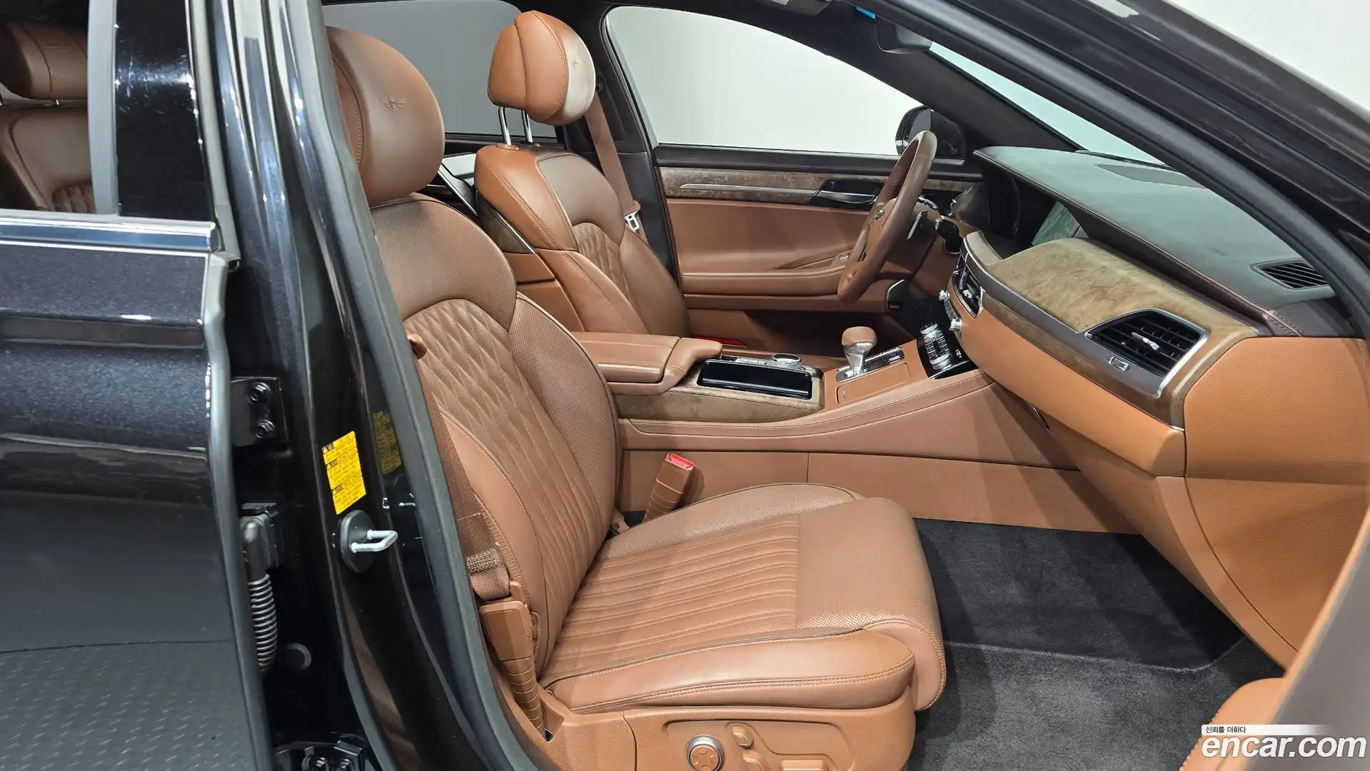 G90 Genesis 2019.2-INNER-036