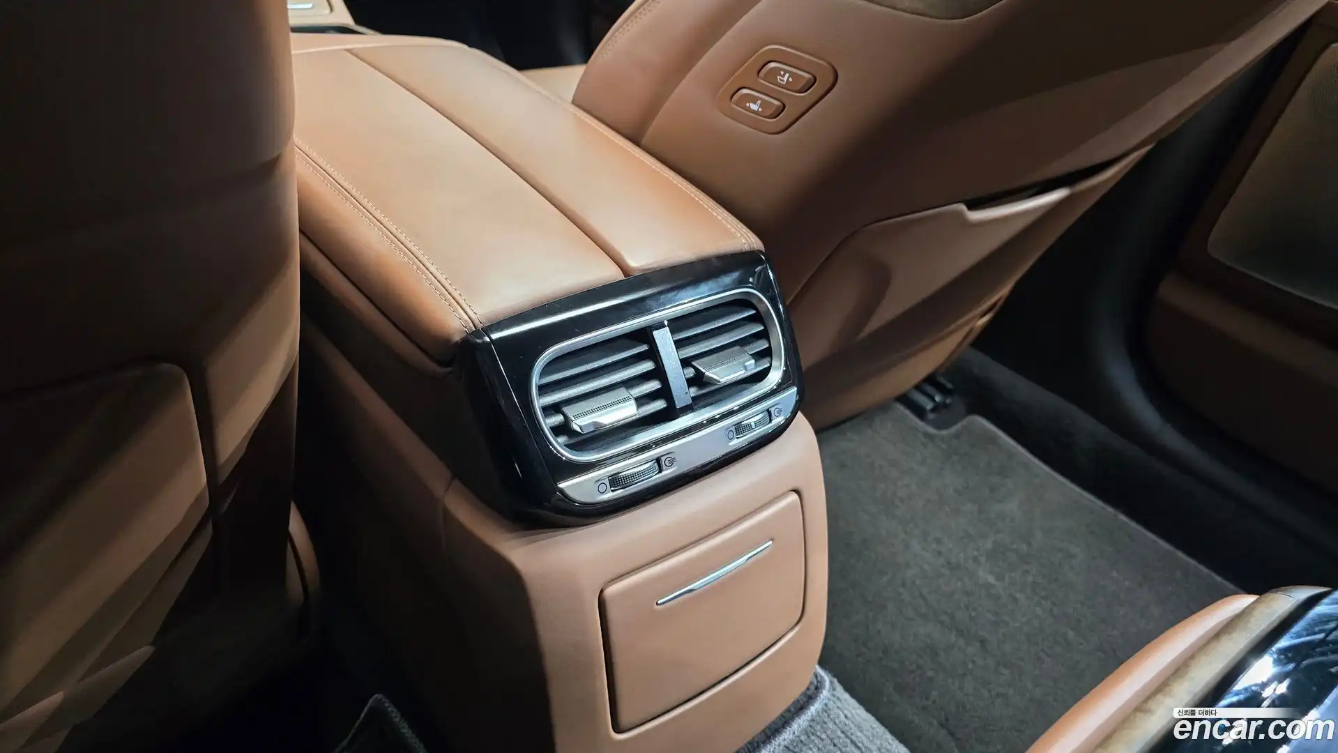 G90 Genesis 2019.2-OPTION-044