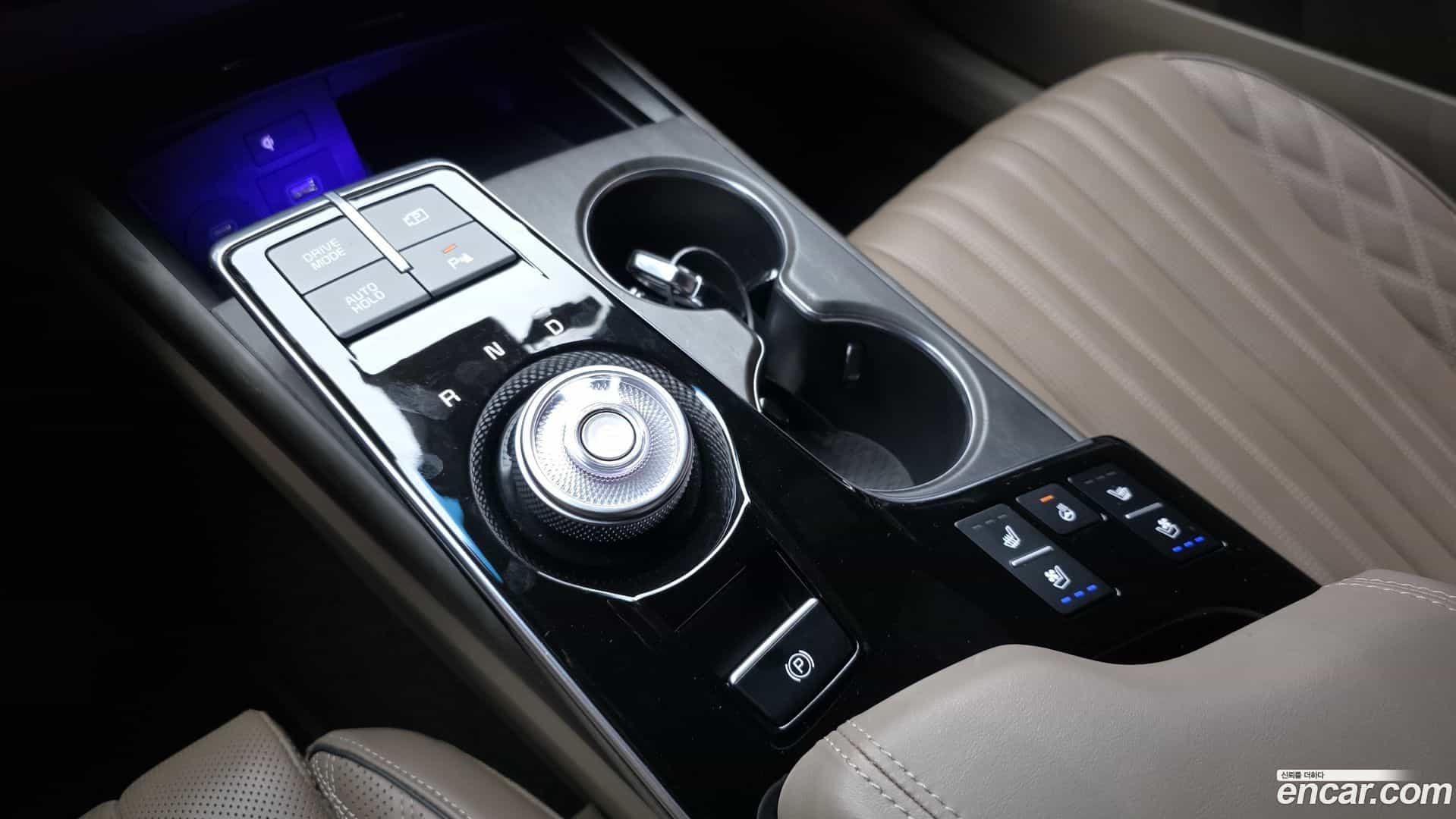 K8 Kia 2023.11-INNER-009