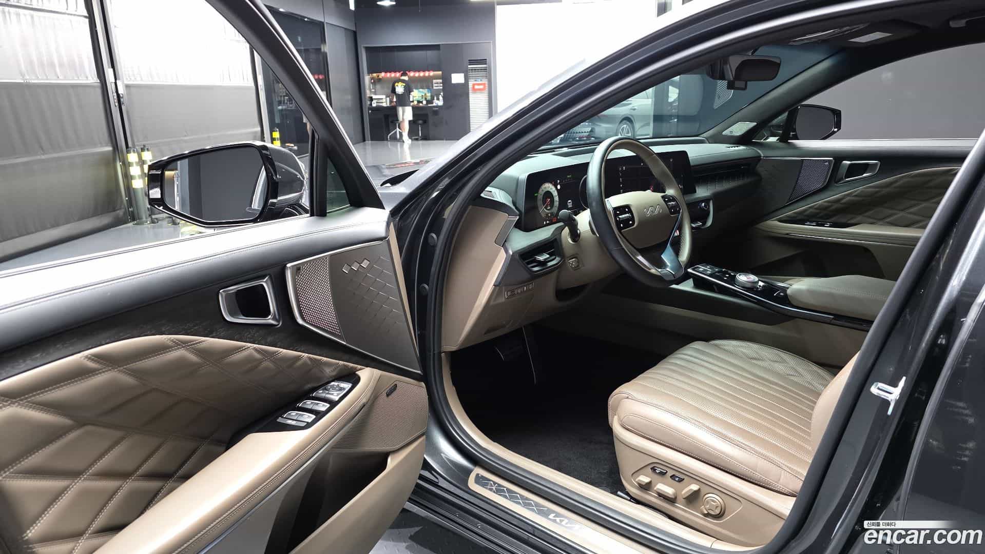 K8 Kia 2023.11-INNER-010