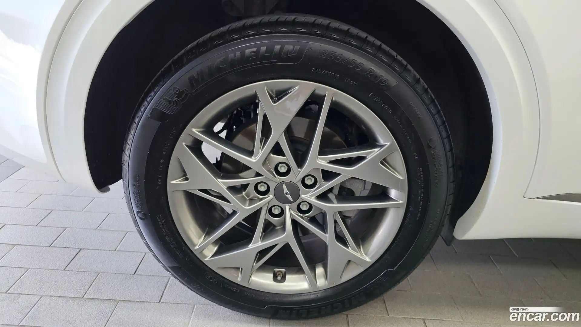 GV70 Genesis 2022.1-OUTER-005