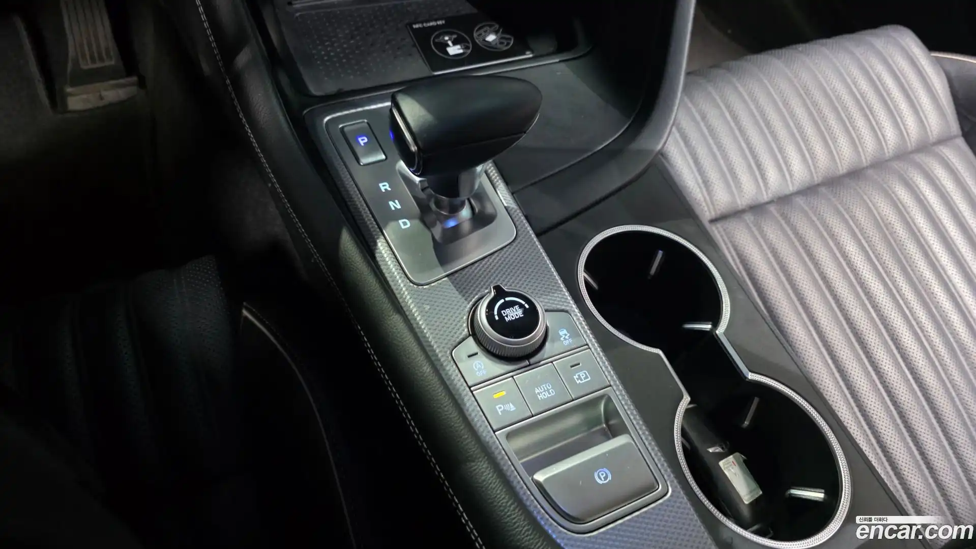 G70 Genesis 2022.3-INNER-009
