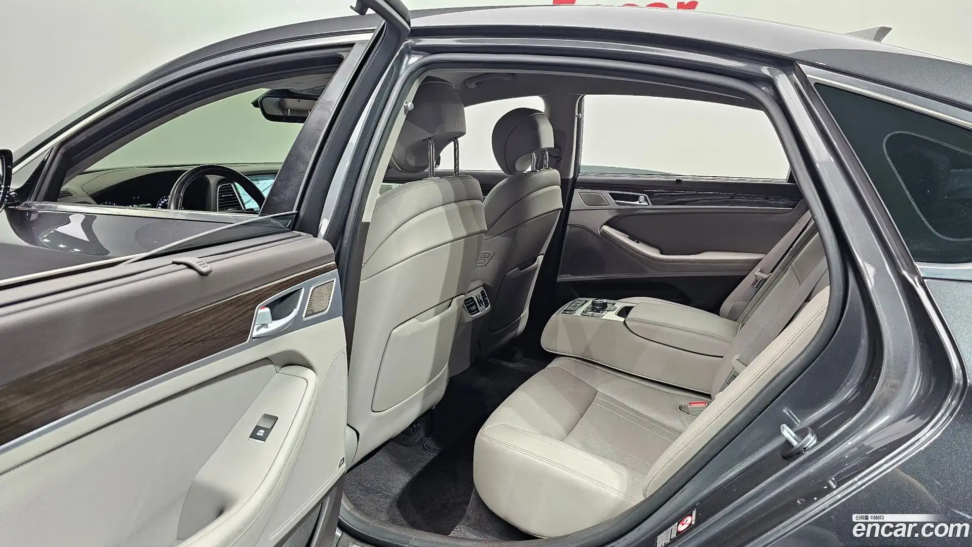 G80 Genesis 2016.7-OPTION-015