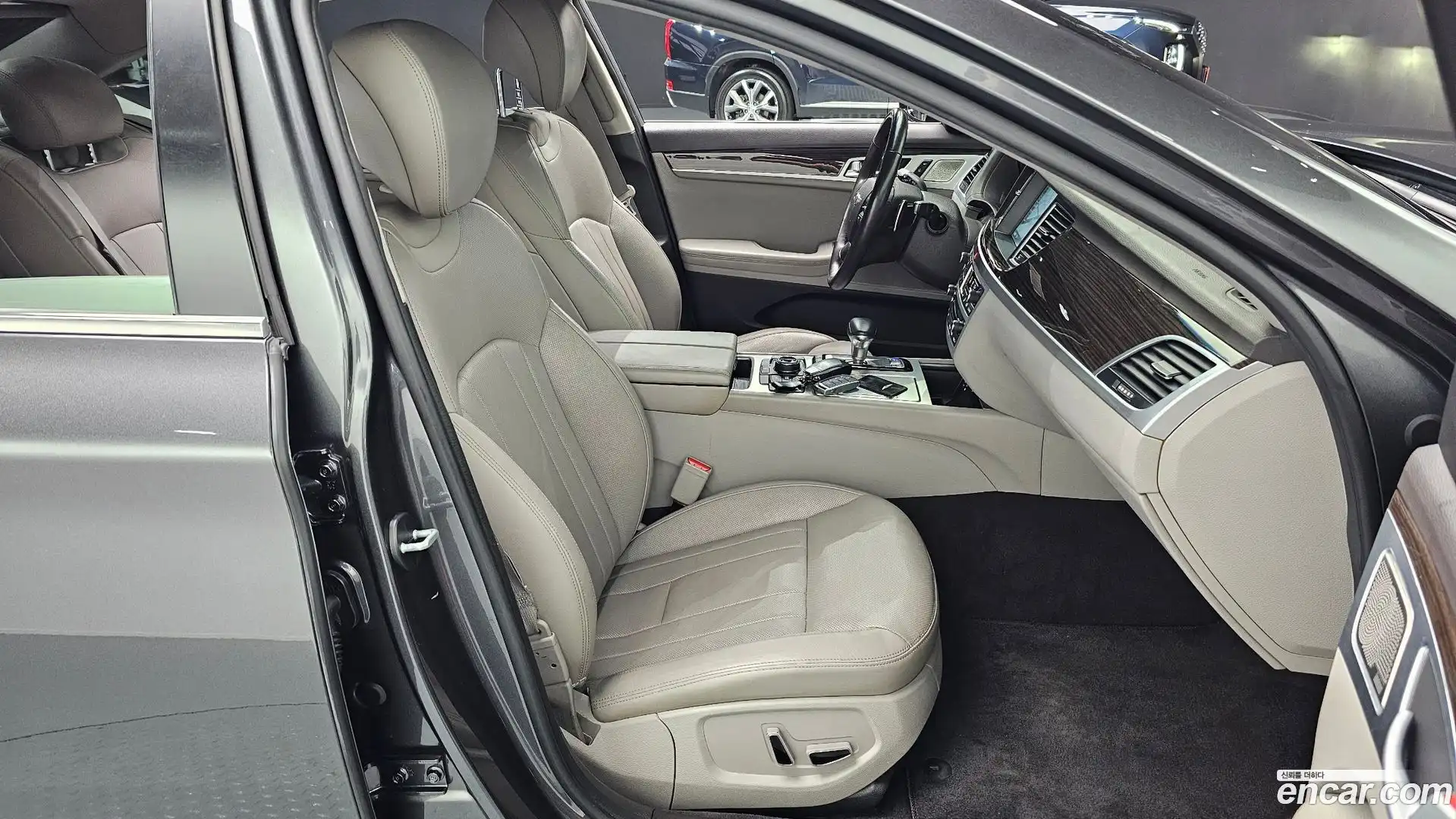 G80 Genesis 2016.7-INNER-036