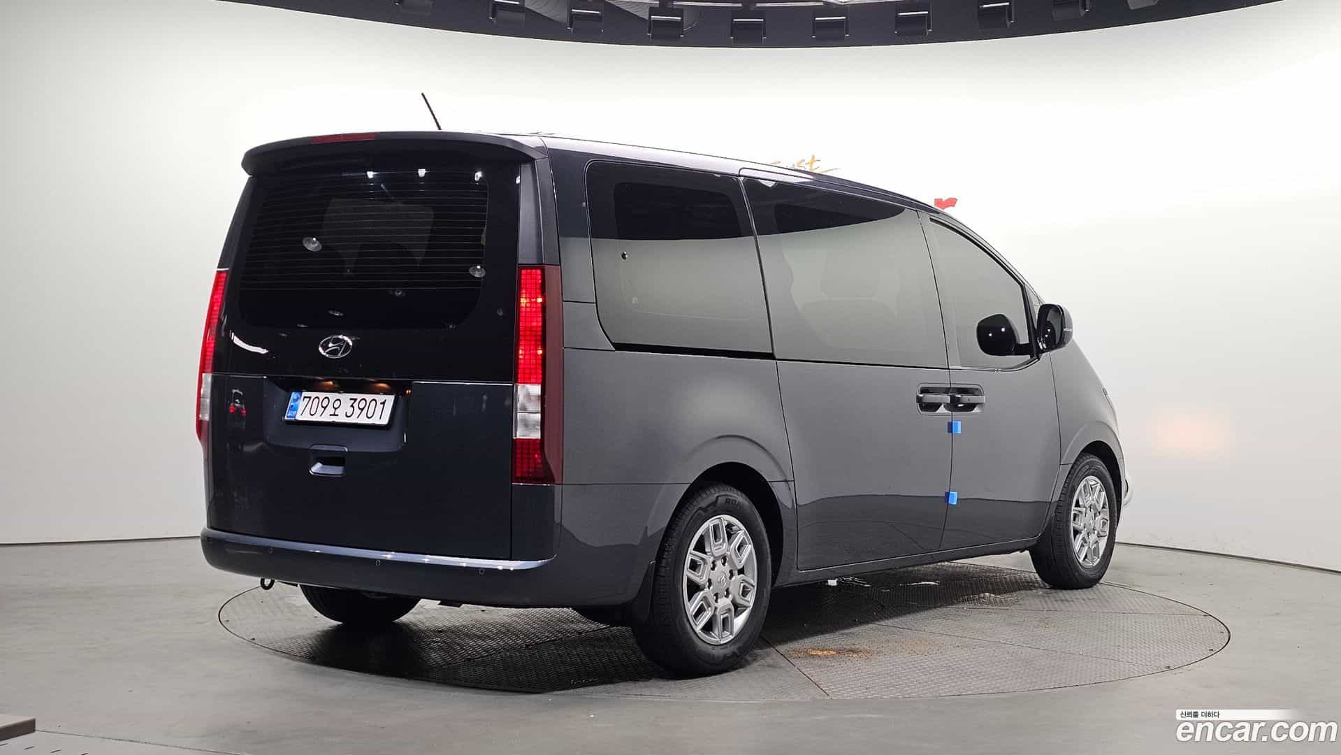 Staria Hyundai 2021.4-OUTER-002
