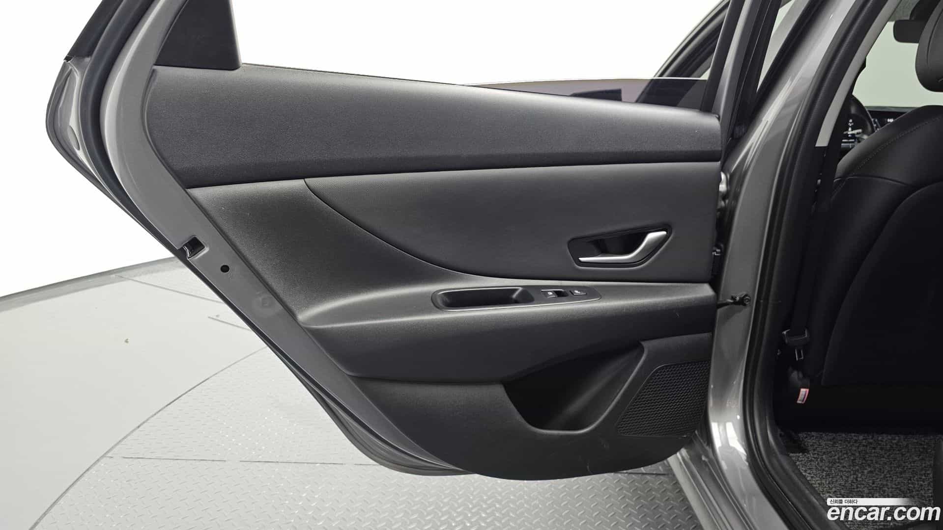 AVANTE Hyundai 2023.8-INNER-035