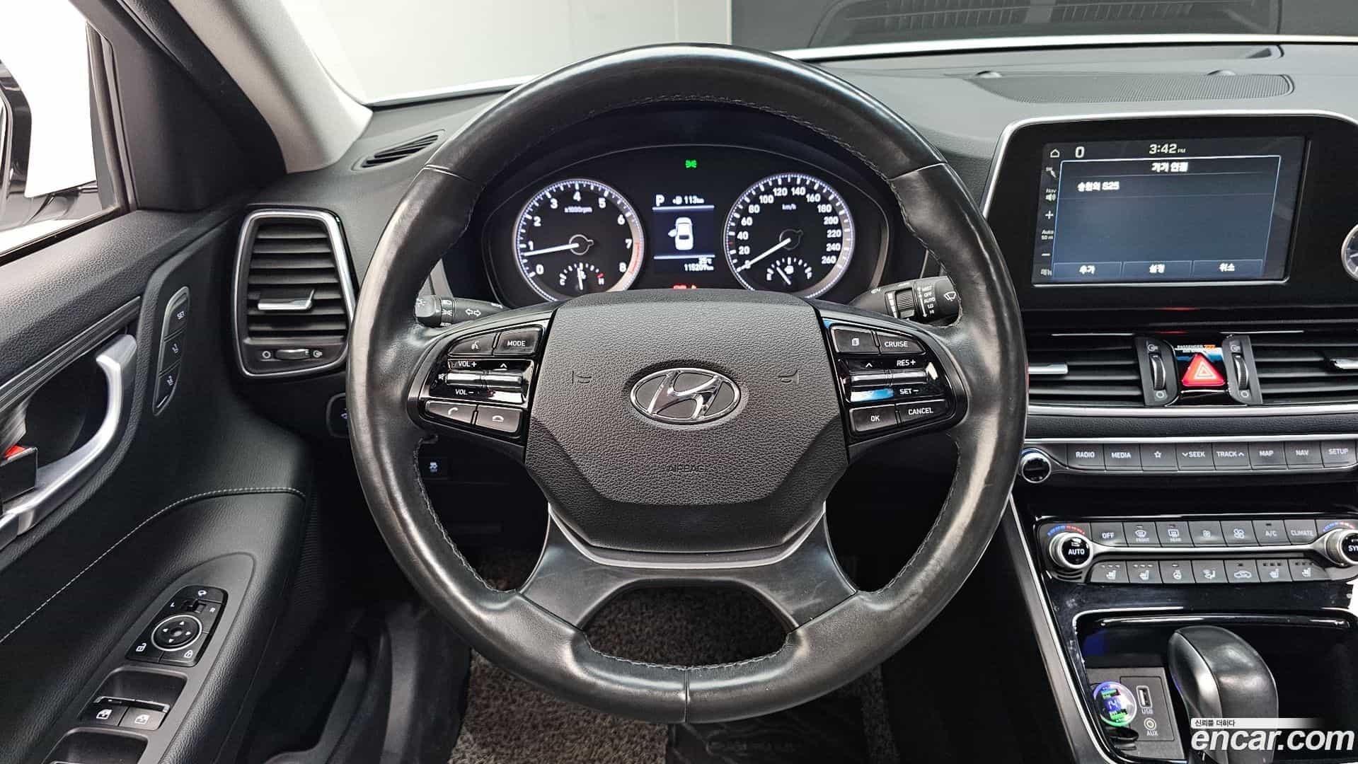 Grandeur Hyundai 2017.9-OPTION-017