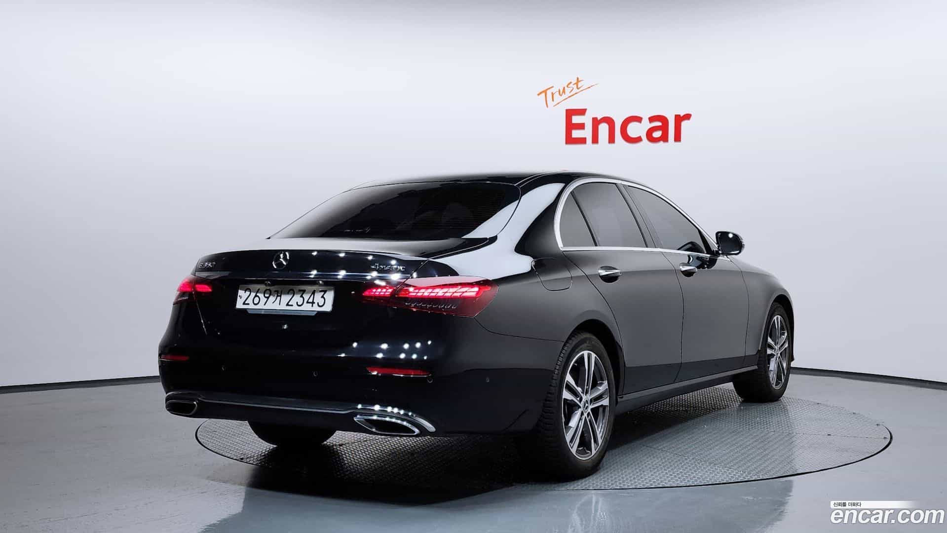 E-Class Mercedes-Benz 2022.2-OUTER-002