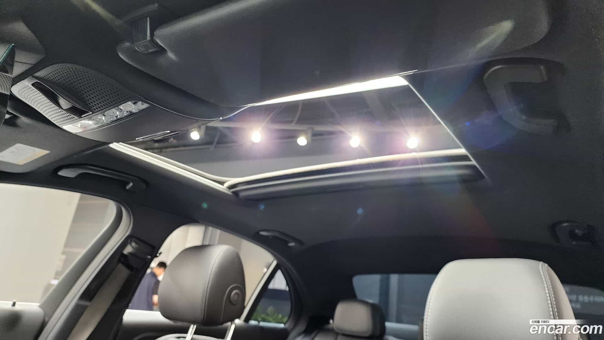 E-Class Mercedes-Benz 2022.2-OPTION-020