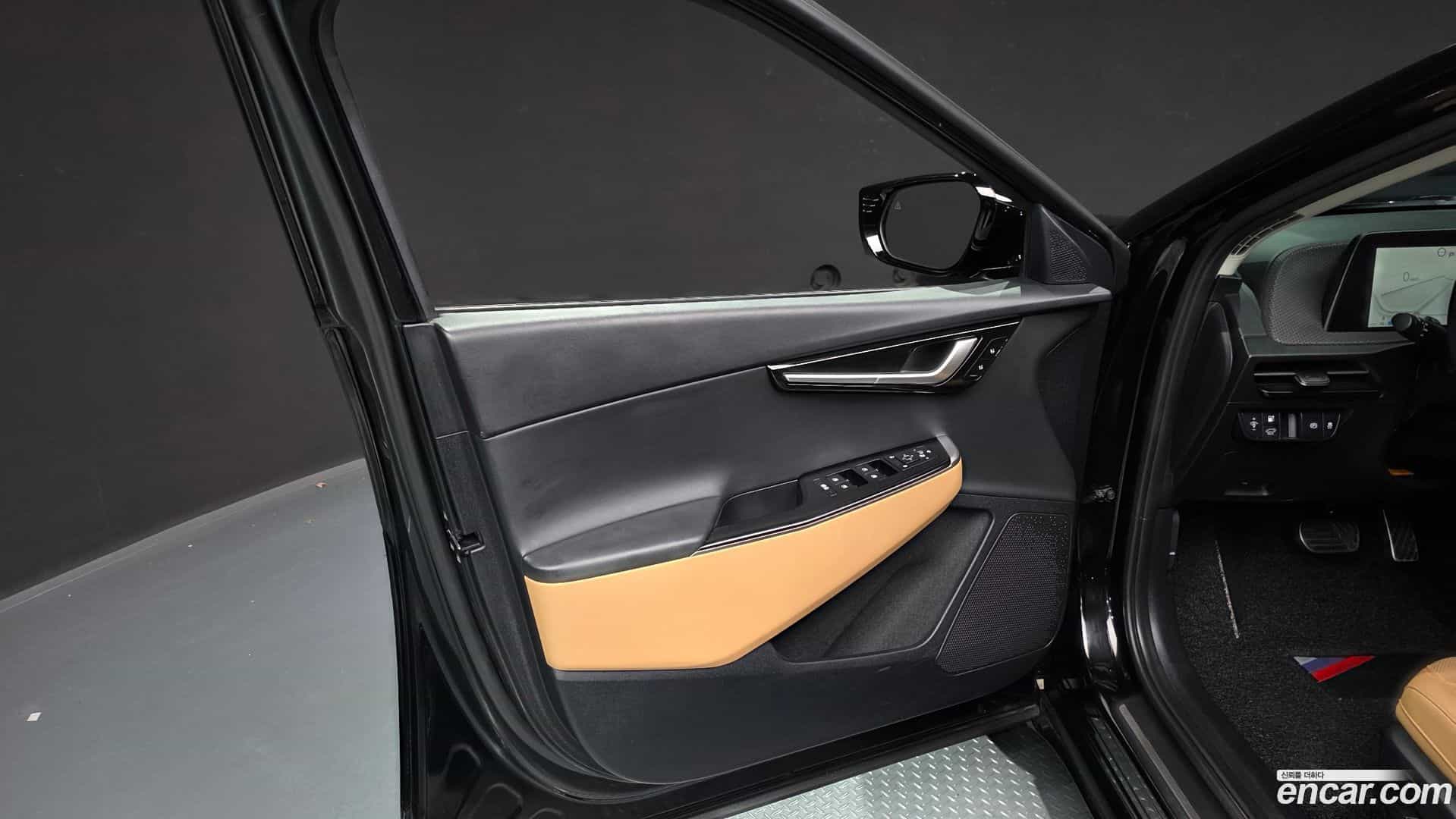 EV6 Kia 2023.4-INNER-034