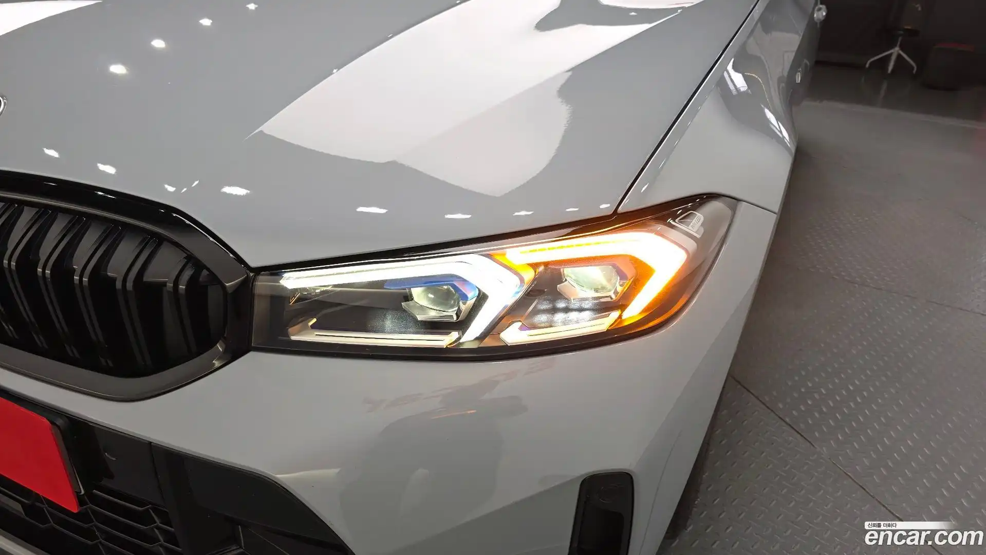 3-Series BMW 2023.0-OUTER-032