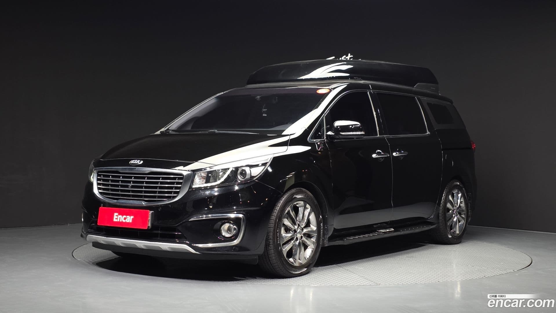 Main__Slider__Photo:Canival Kia 2017.8-0